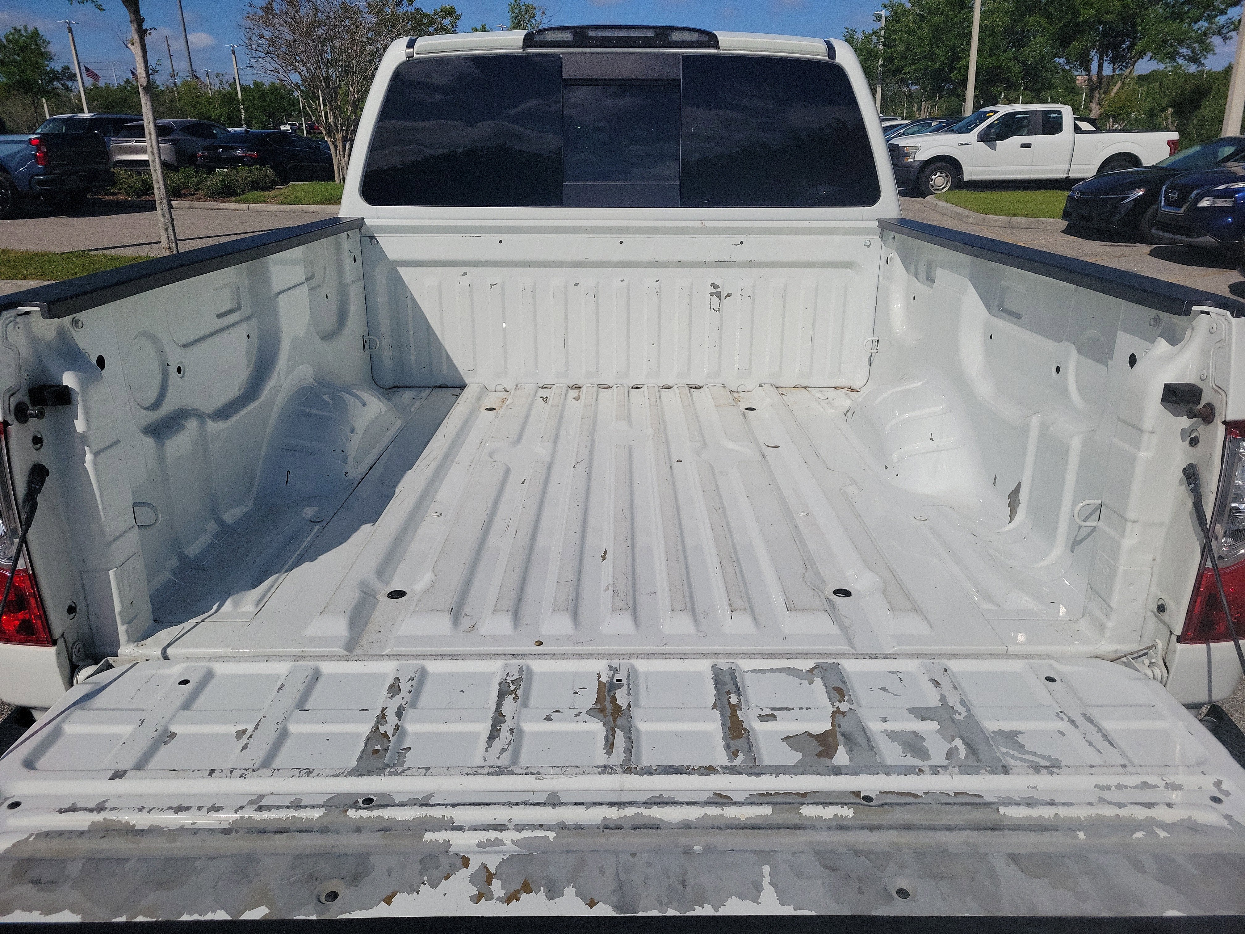 2021 Nissan Titan SV