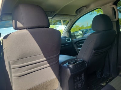 2021 Nissan Titan SV