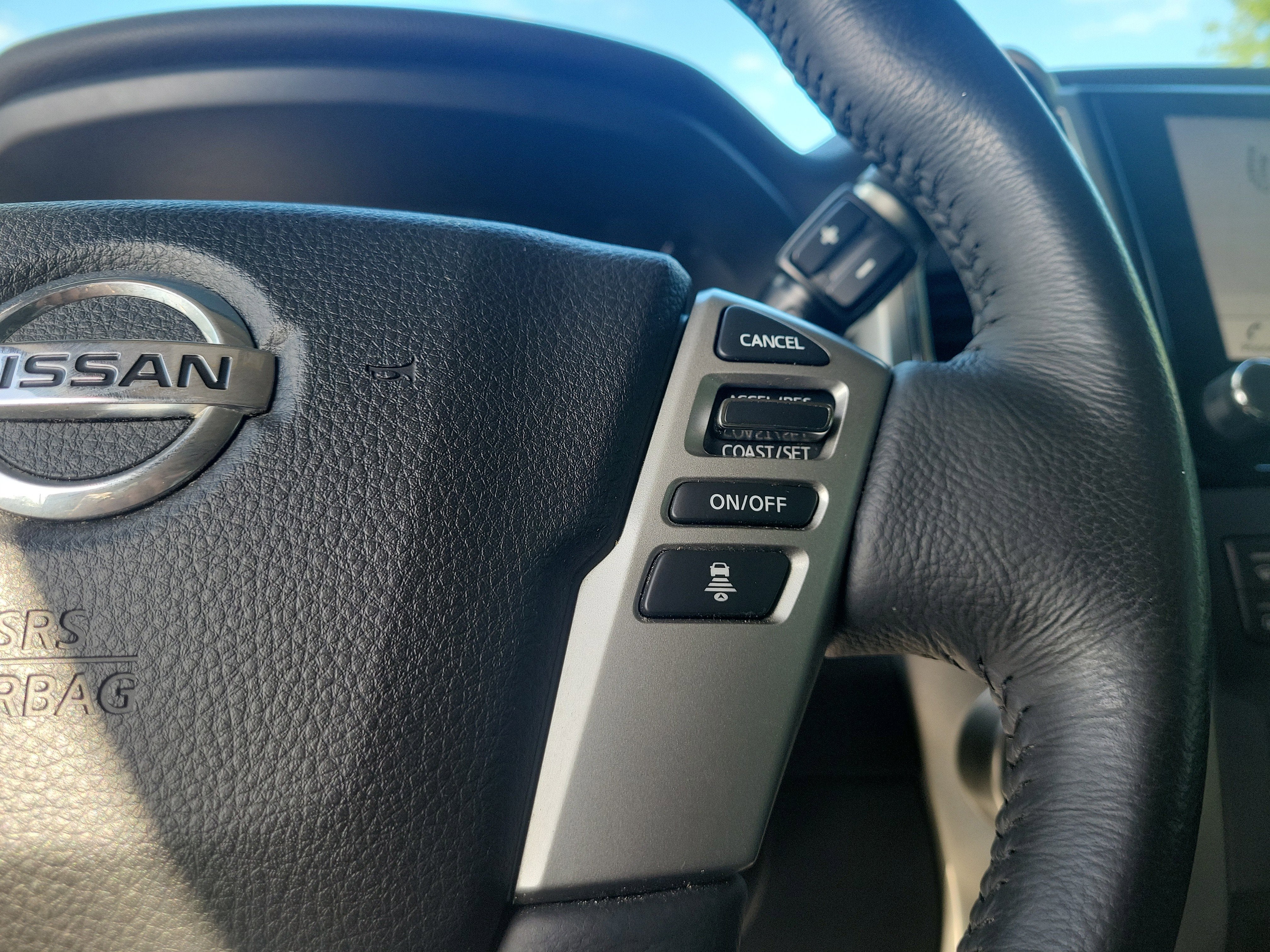 2021 Nissan Titan SV