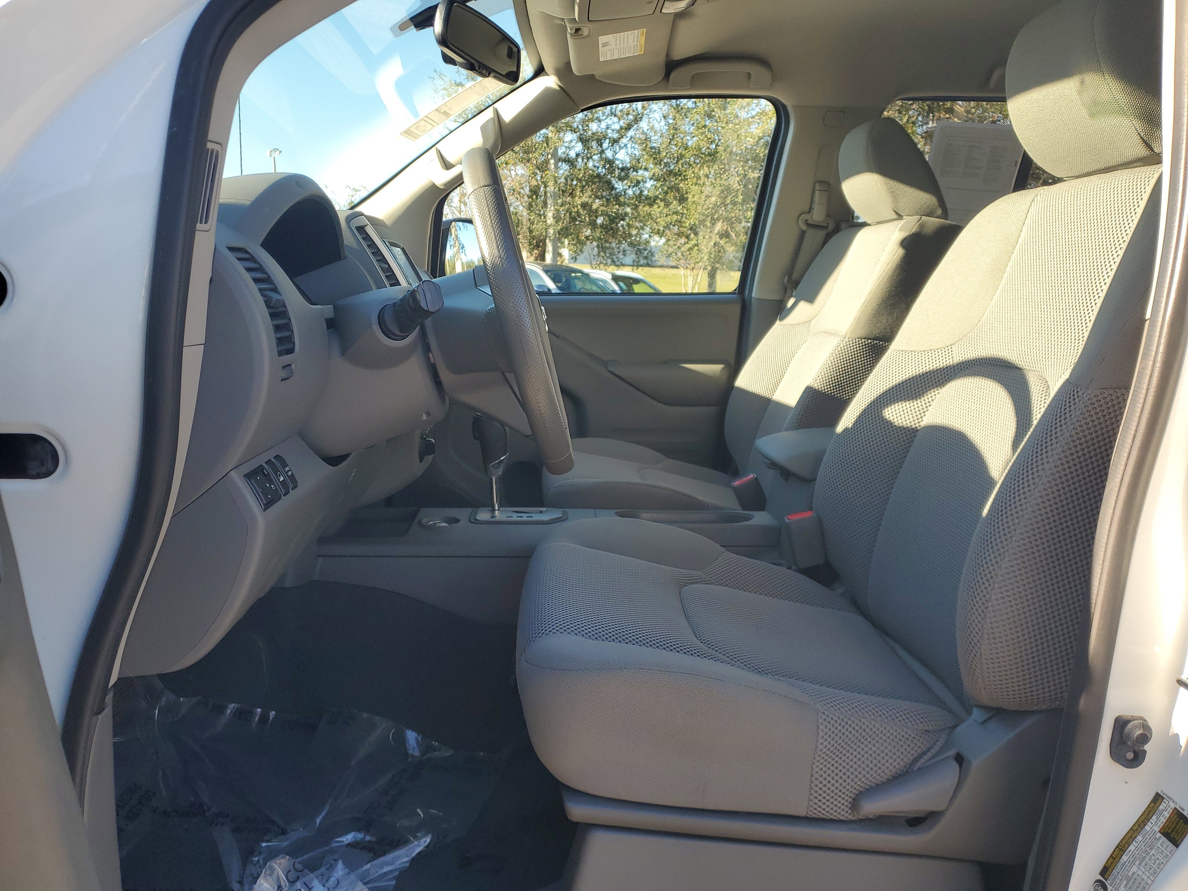 2020 Nissan Frontier SV