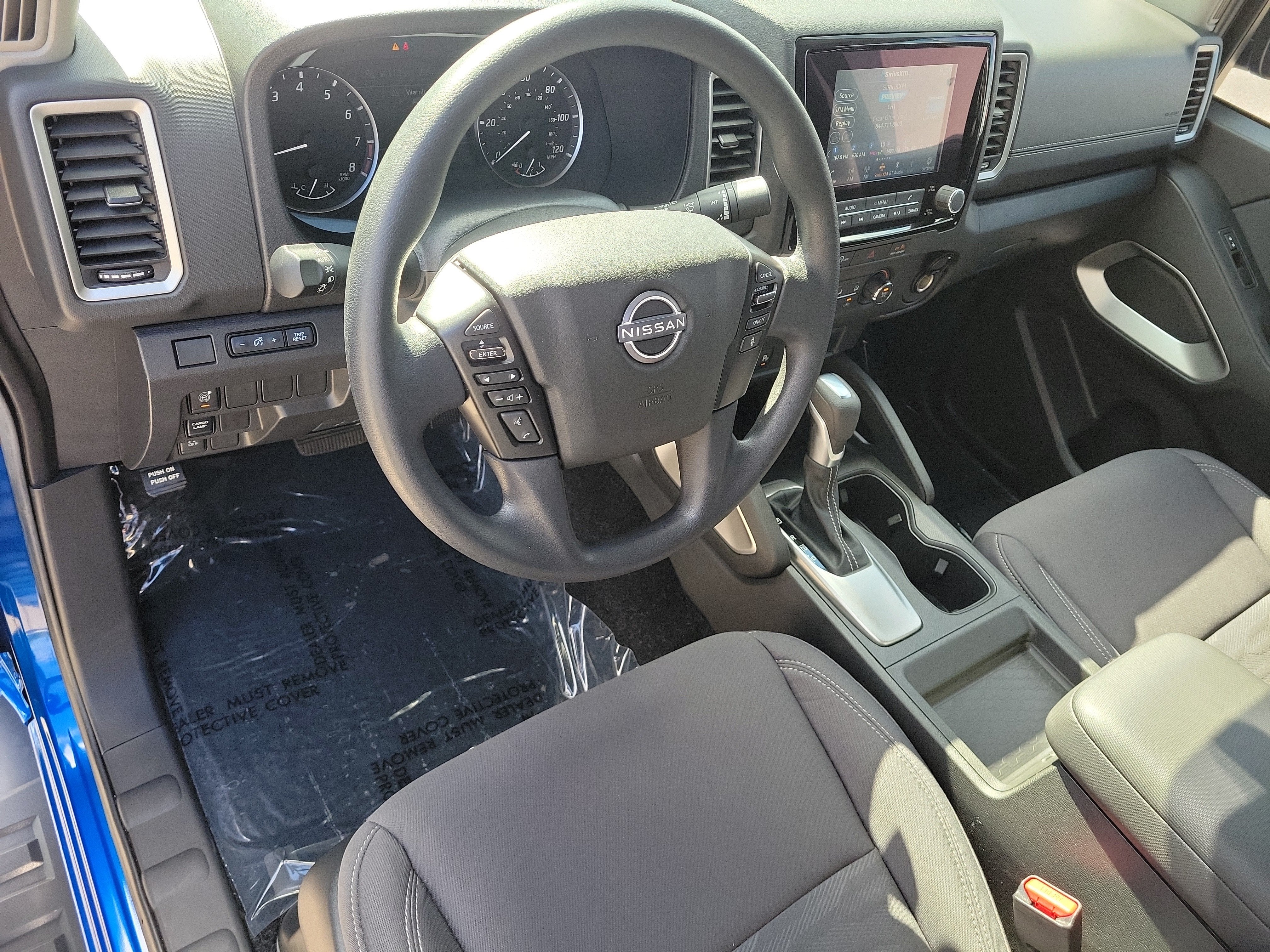 2024 Nissan Frontier SV