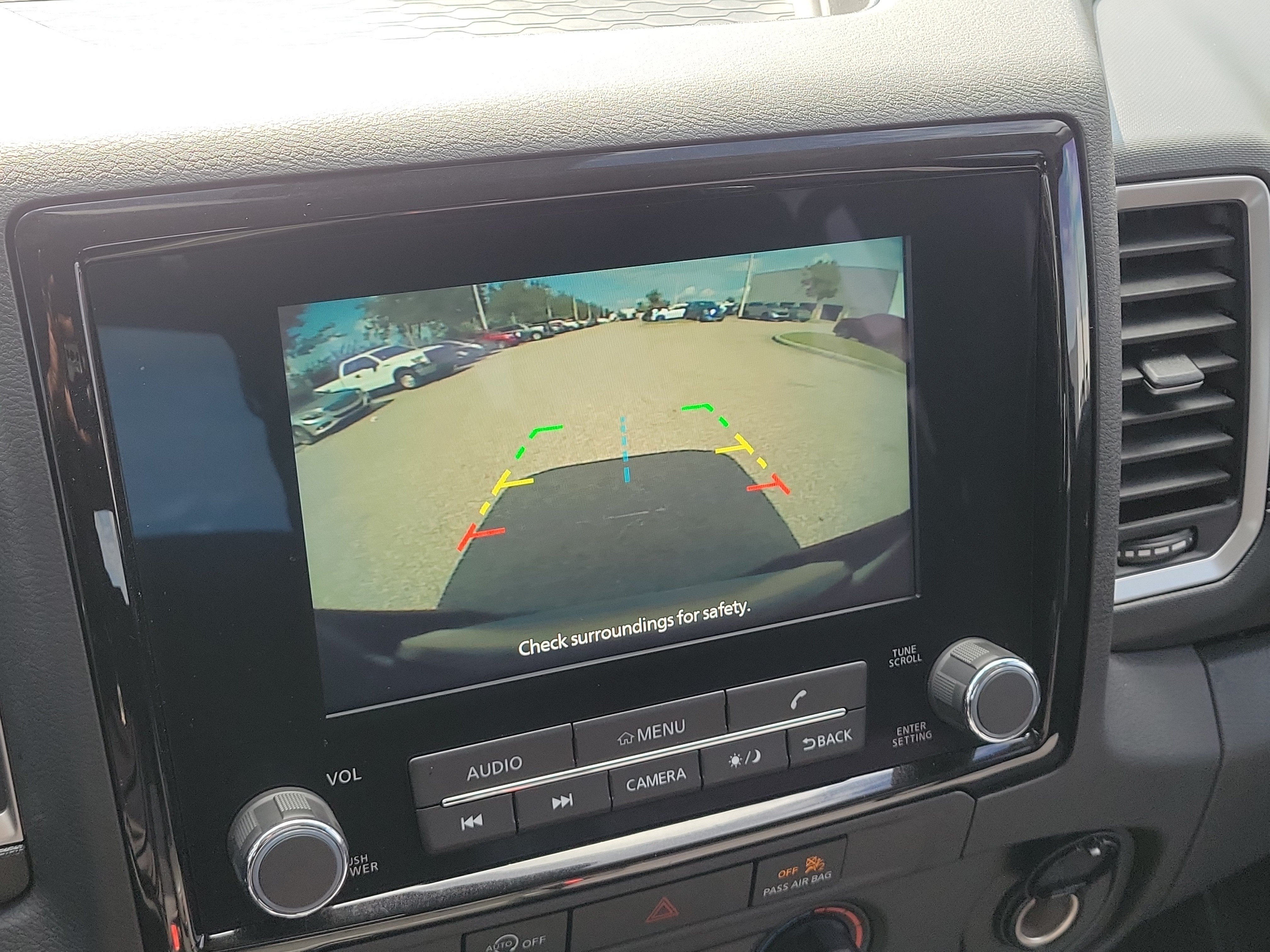 2024 Nissan Frontier SV