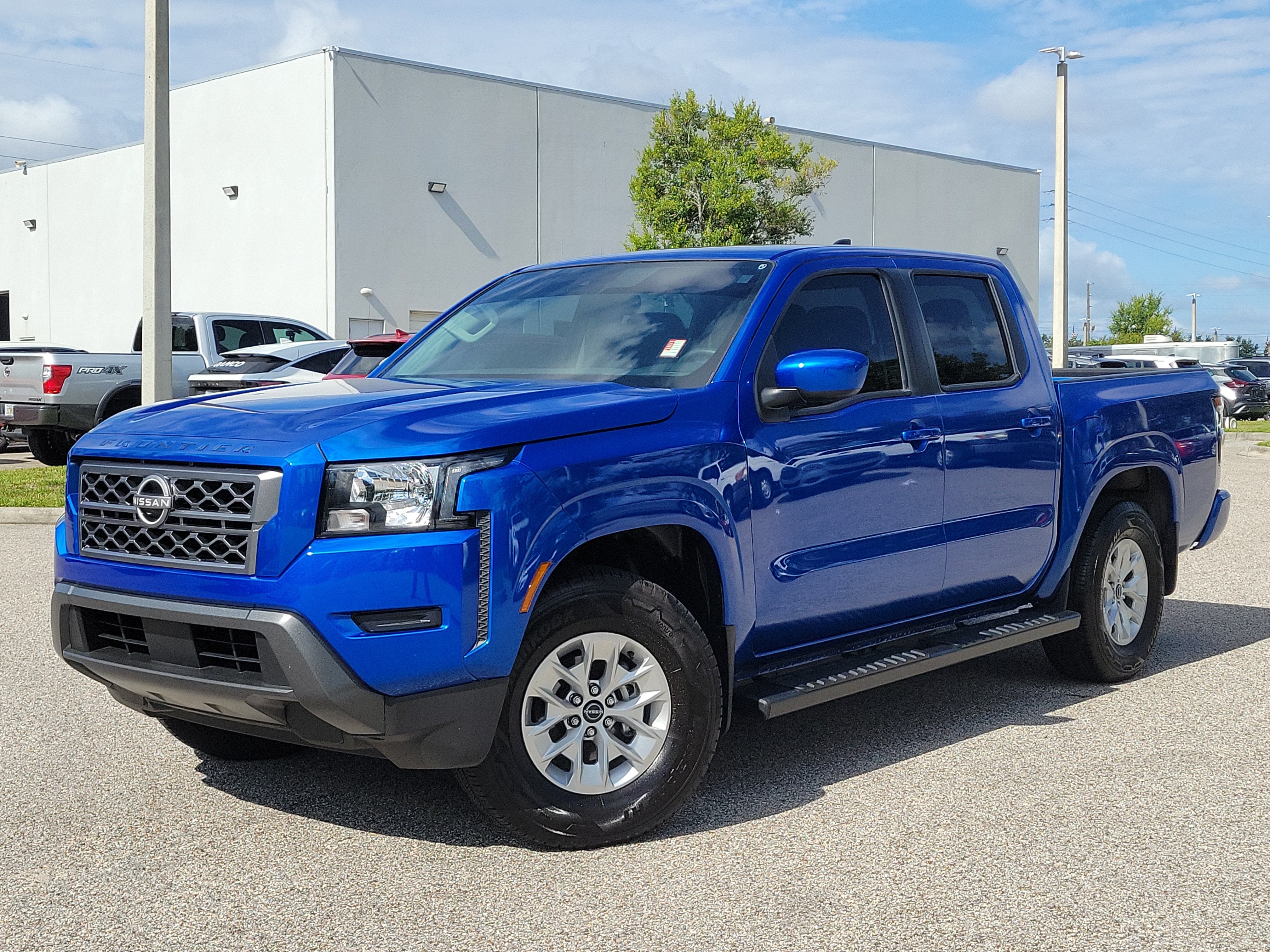 2024 Nissan Frontier SV