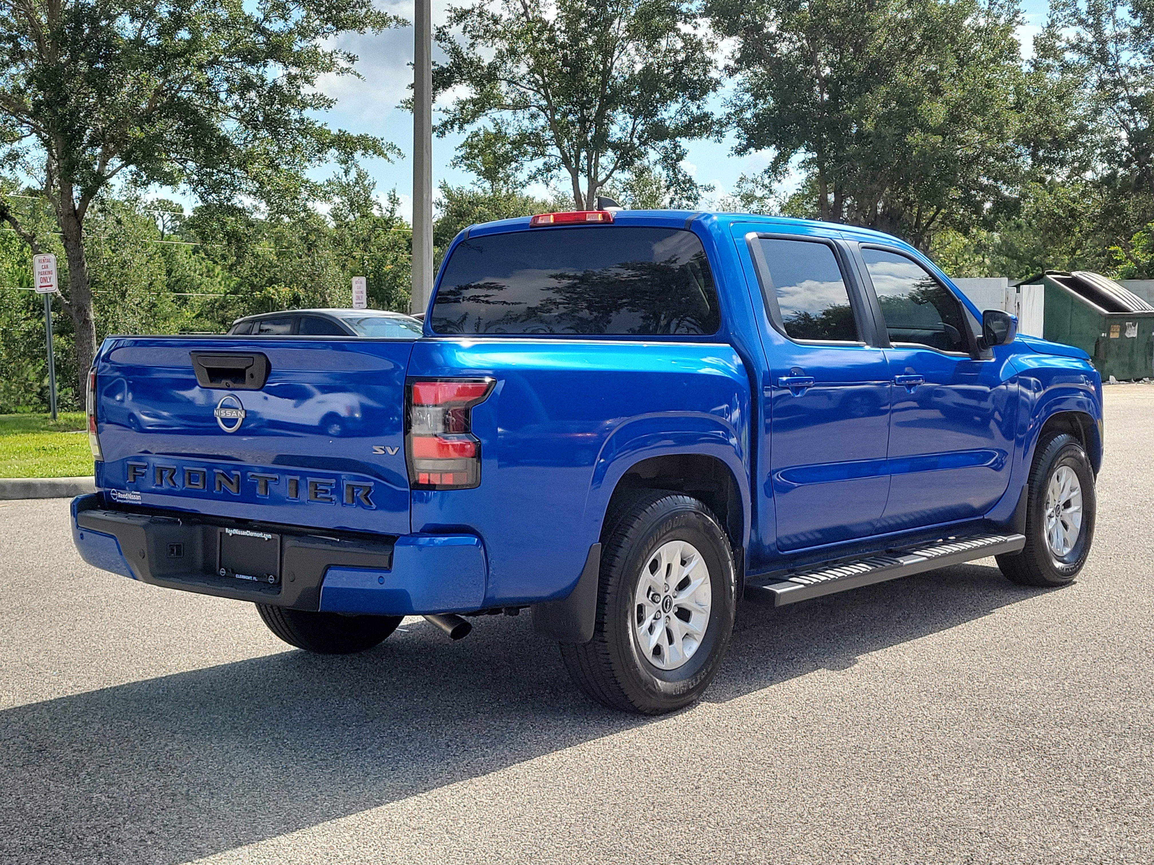 2024 Nissan Frontier SV