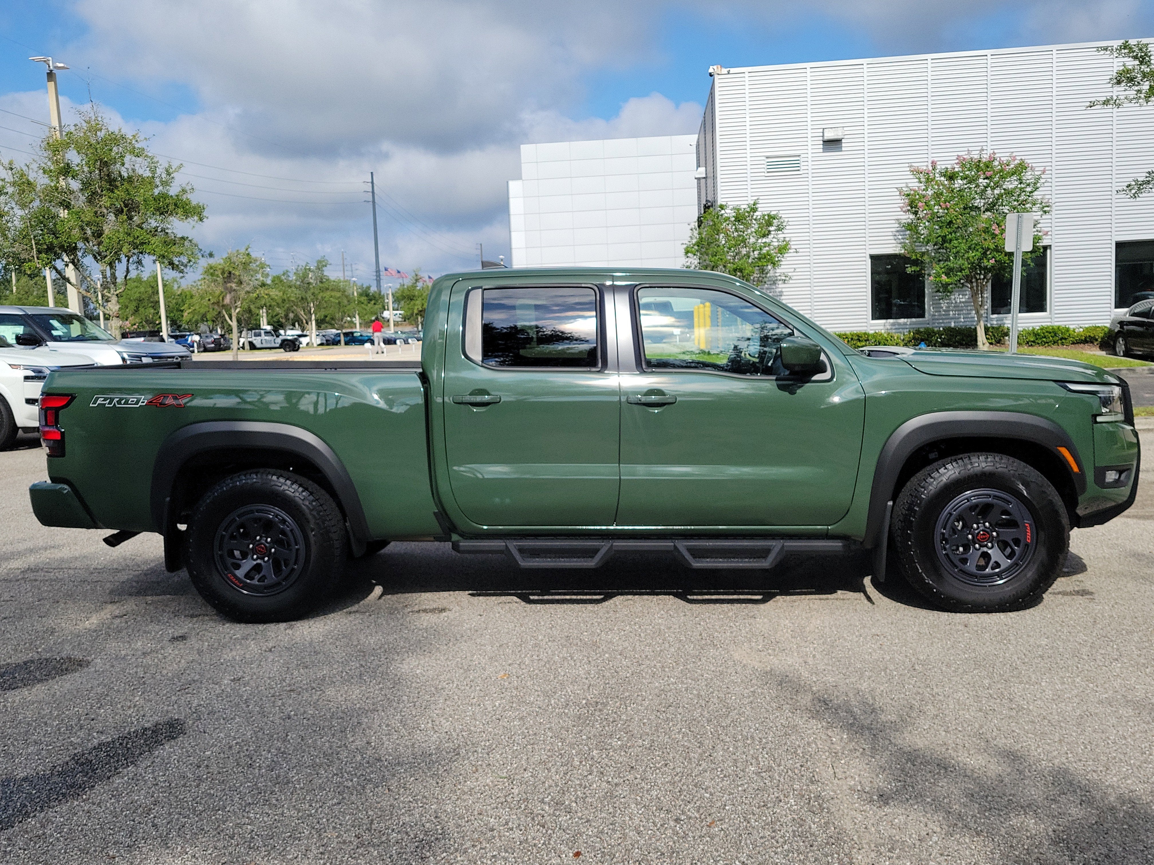 2025 Nissan Frontier PRO-4X