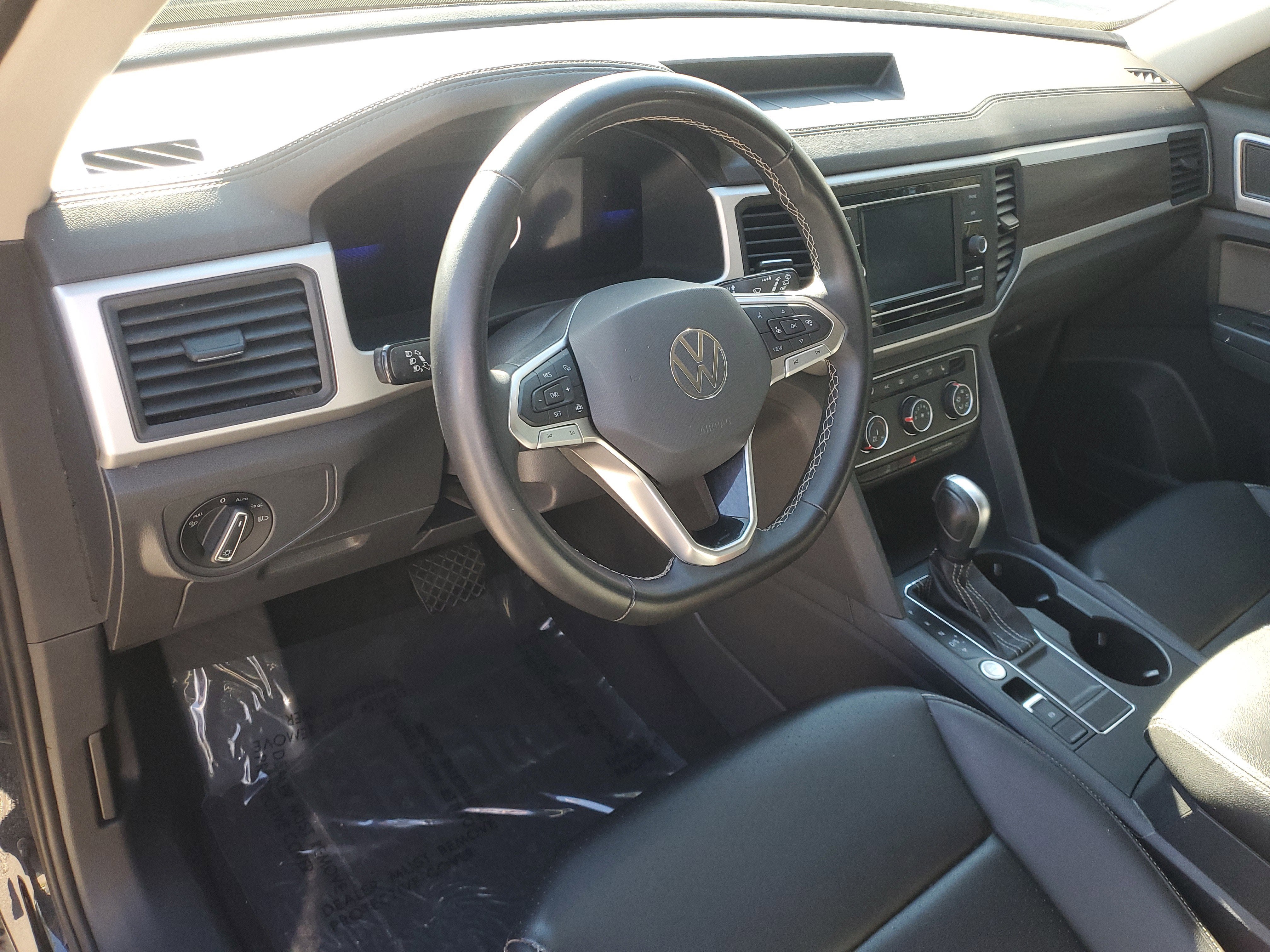 2023 Volkswagen Atlas 2.0T SE