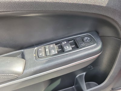 2014 Chrysler 300 Base