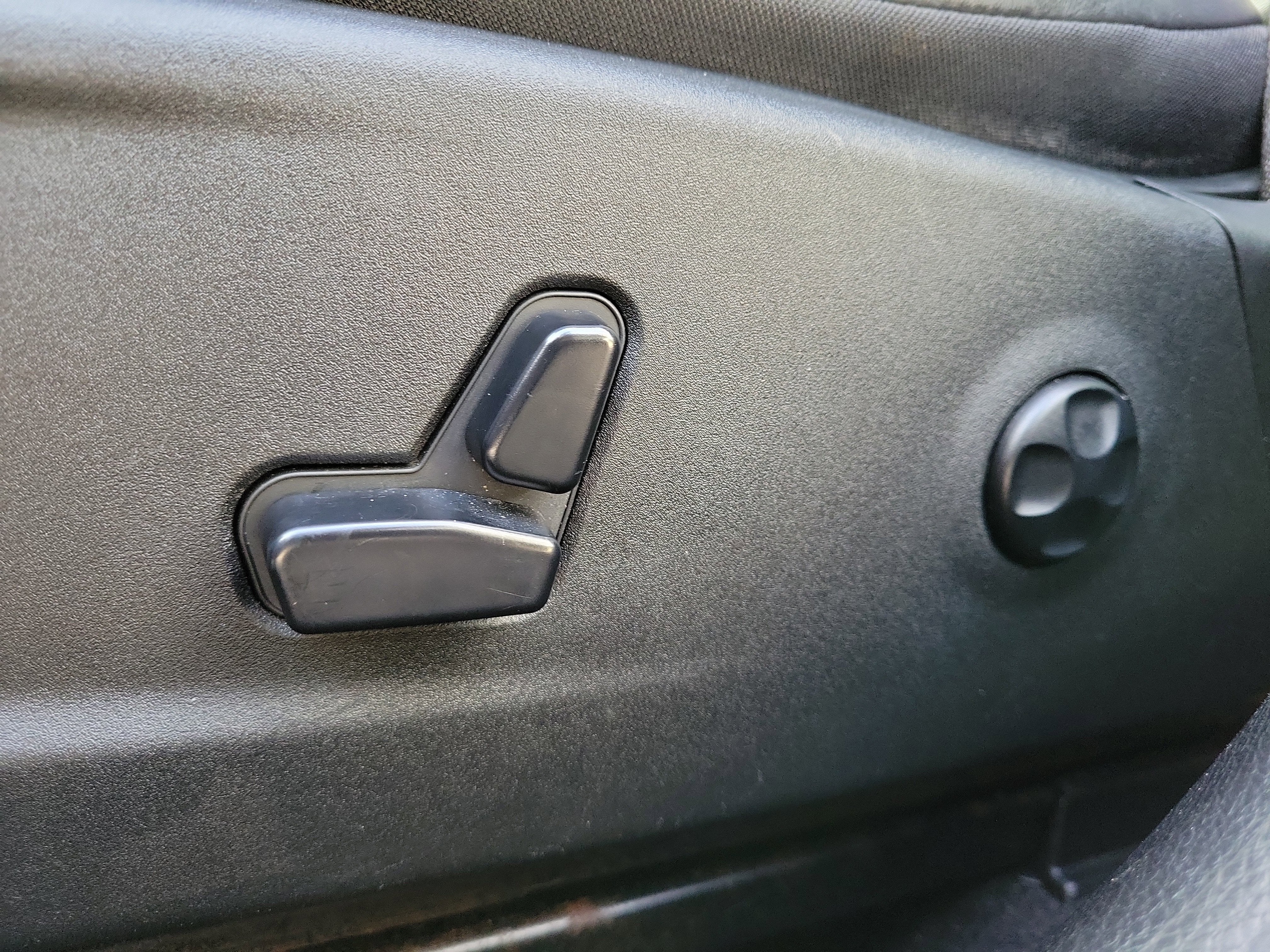 2014 Chrysler 300 Base