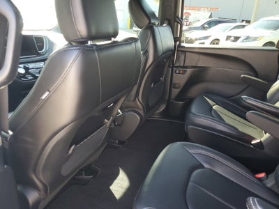 2024 Chrysler Pacifica Hybrid S Appearance Pkg