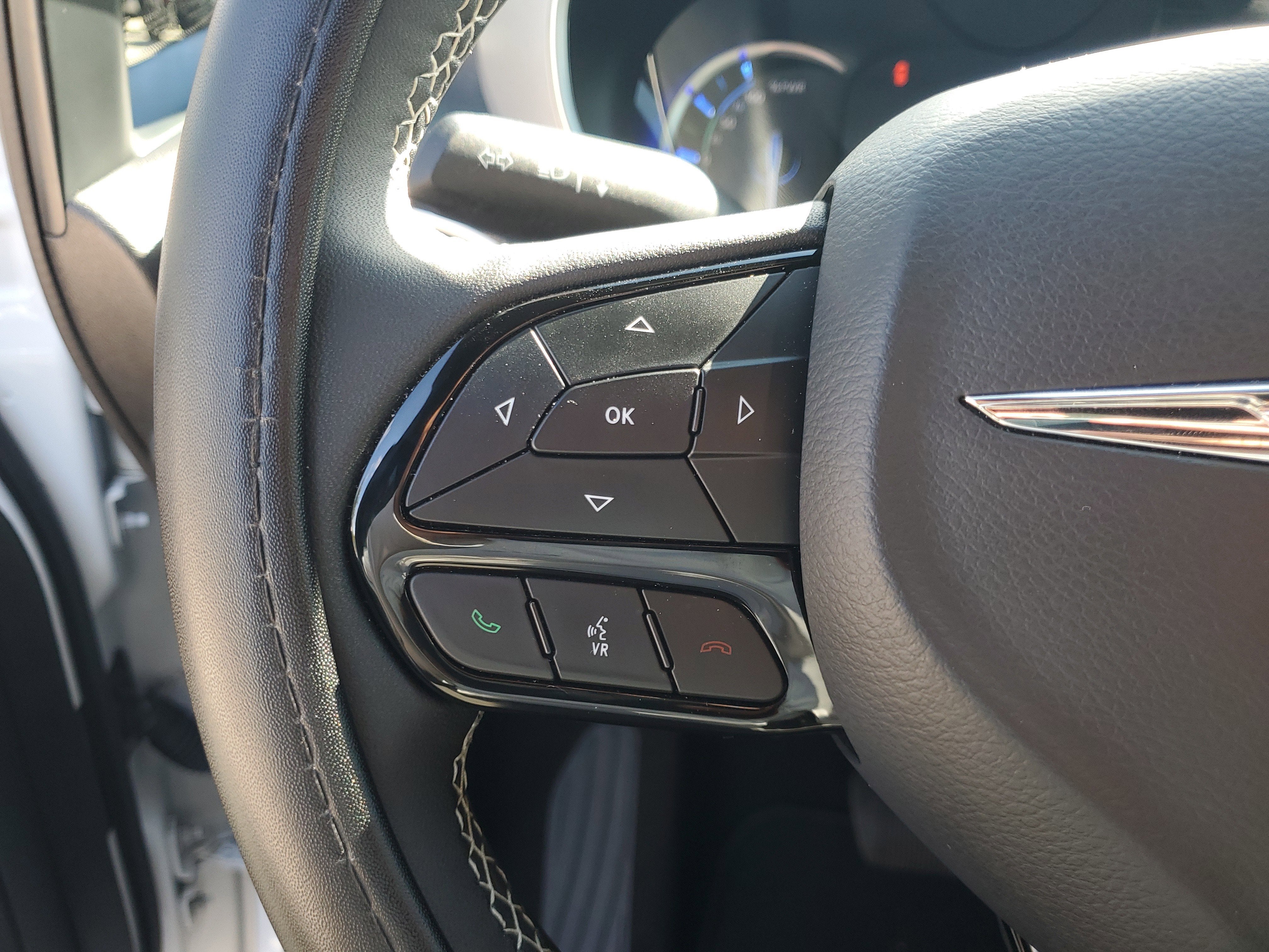 2024 Chrysler Pacifica Hybrid S Appearance Pkg