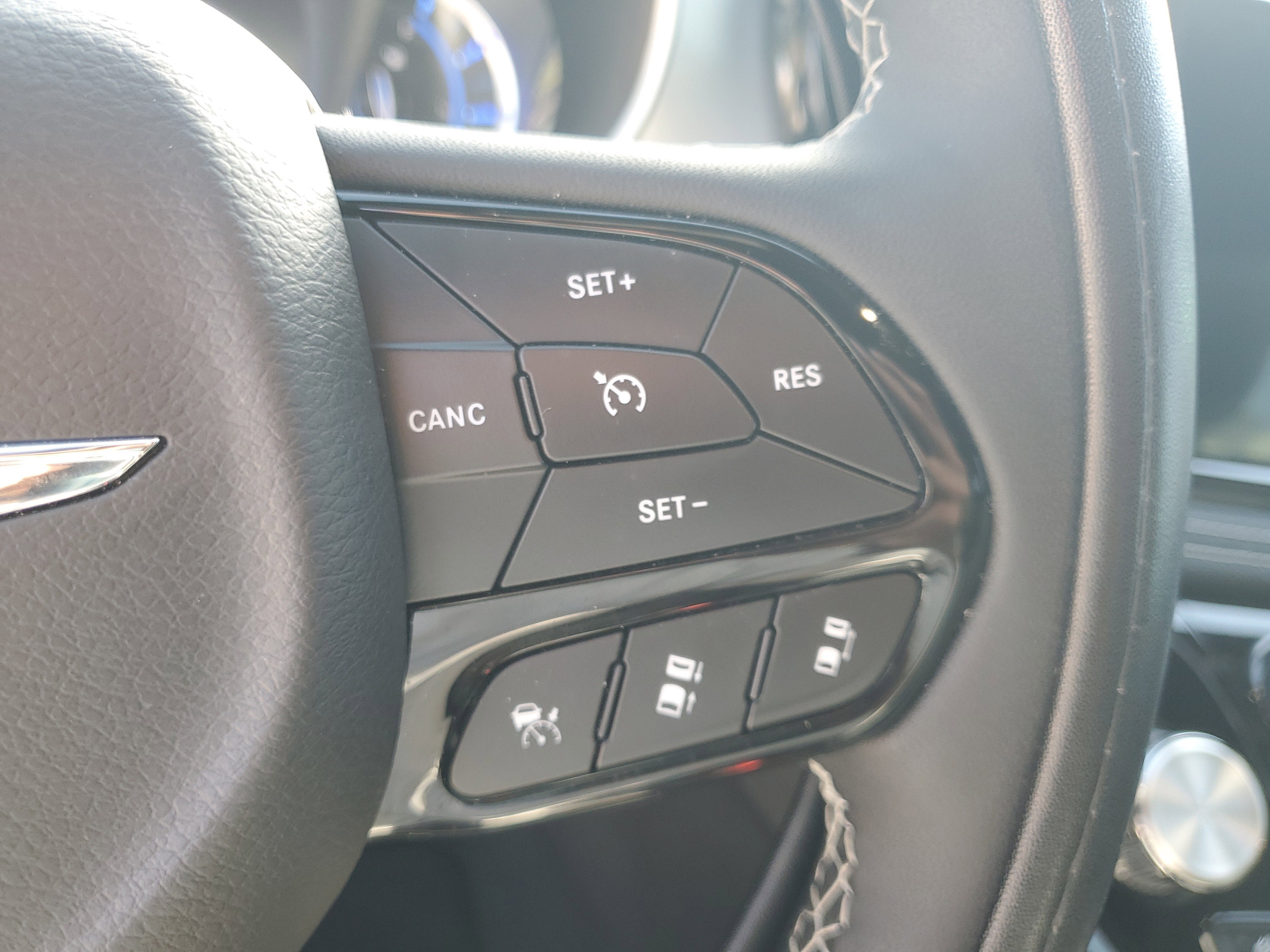 2024 Chrysler Pacifica Hybrid S Appearance Pkg