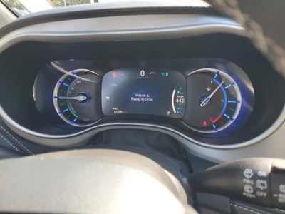 2024 Chrysler Pacifica Hybrid S Appearance Pkg