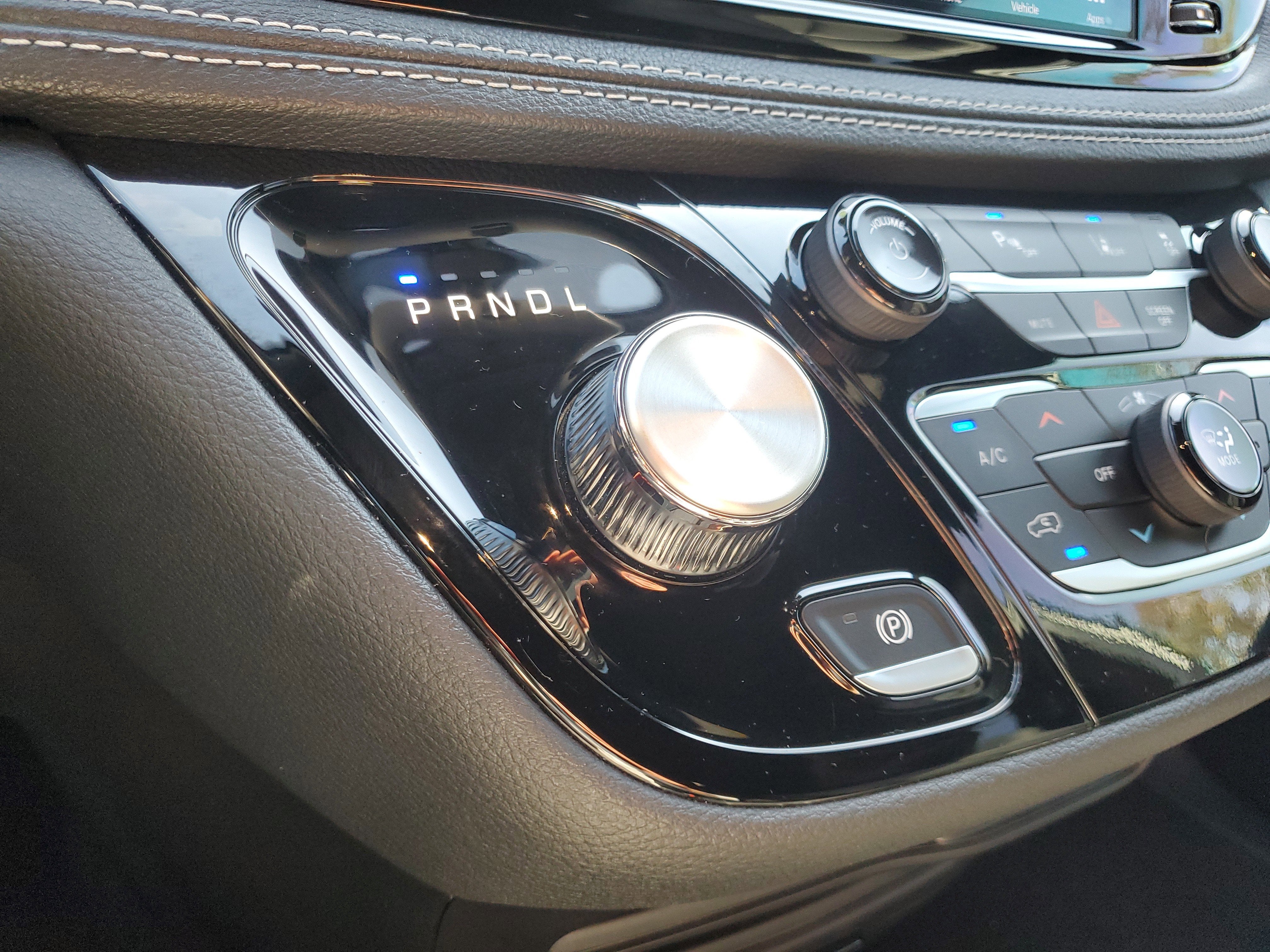 2024 Chrysler Pacifica Hybrid S Appearance Pkg