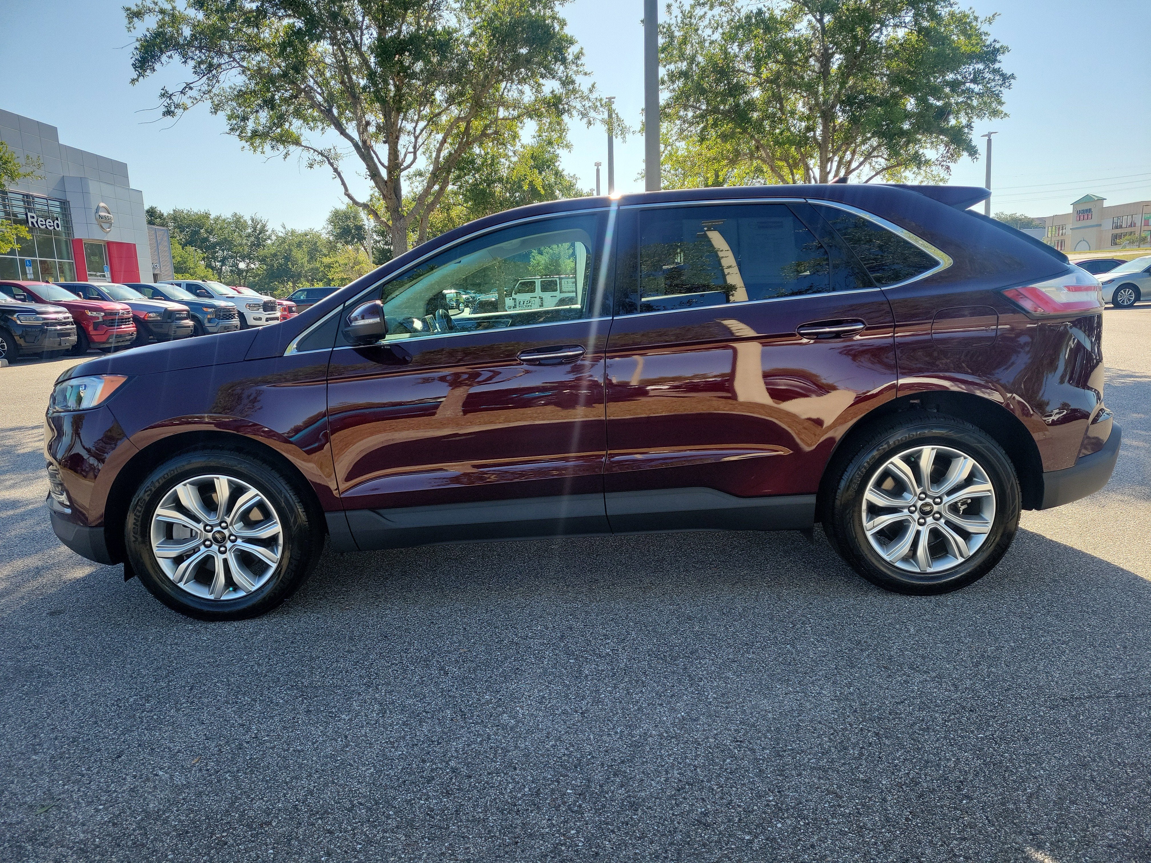 2024 Ford Edge Titanium