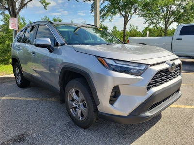2024 Toyota RAV4 XLE