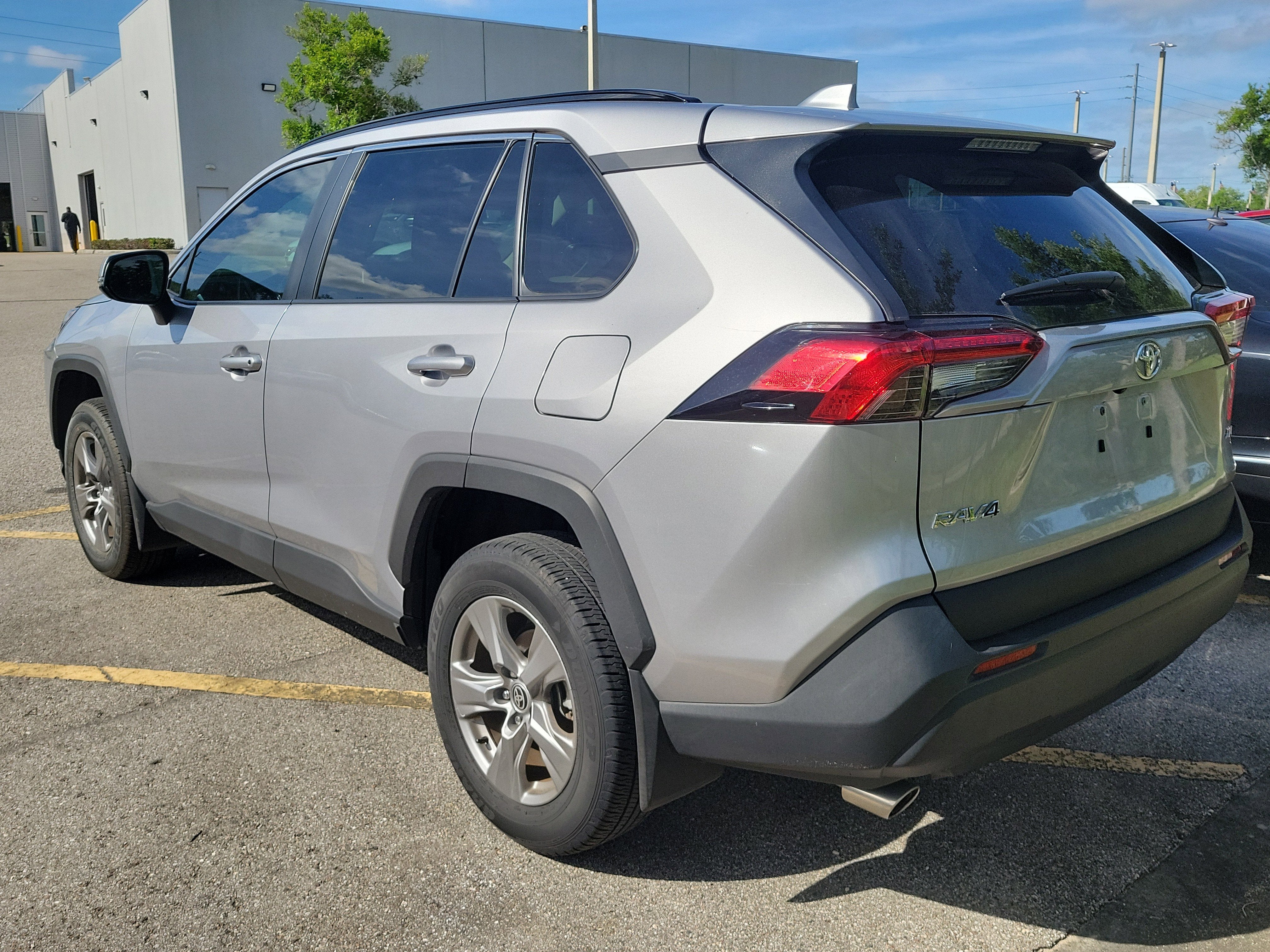 2024 Toyota RAV4 XLE