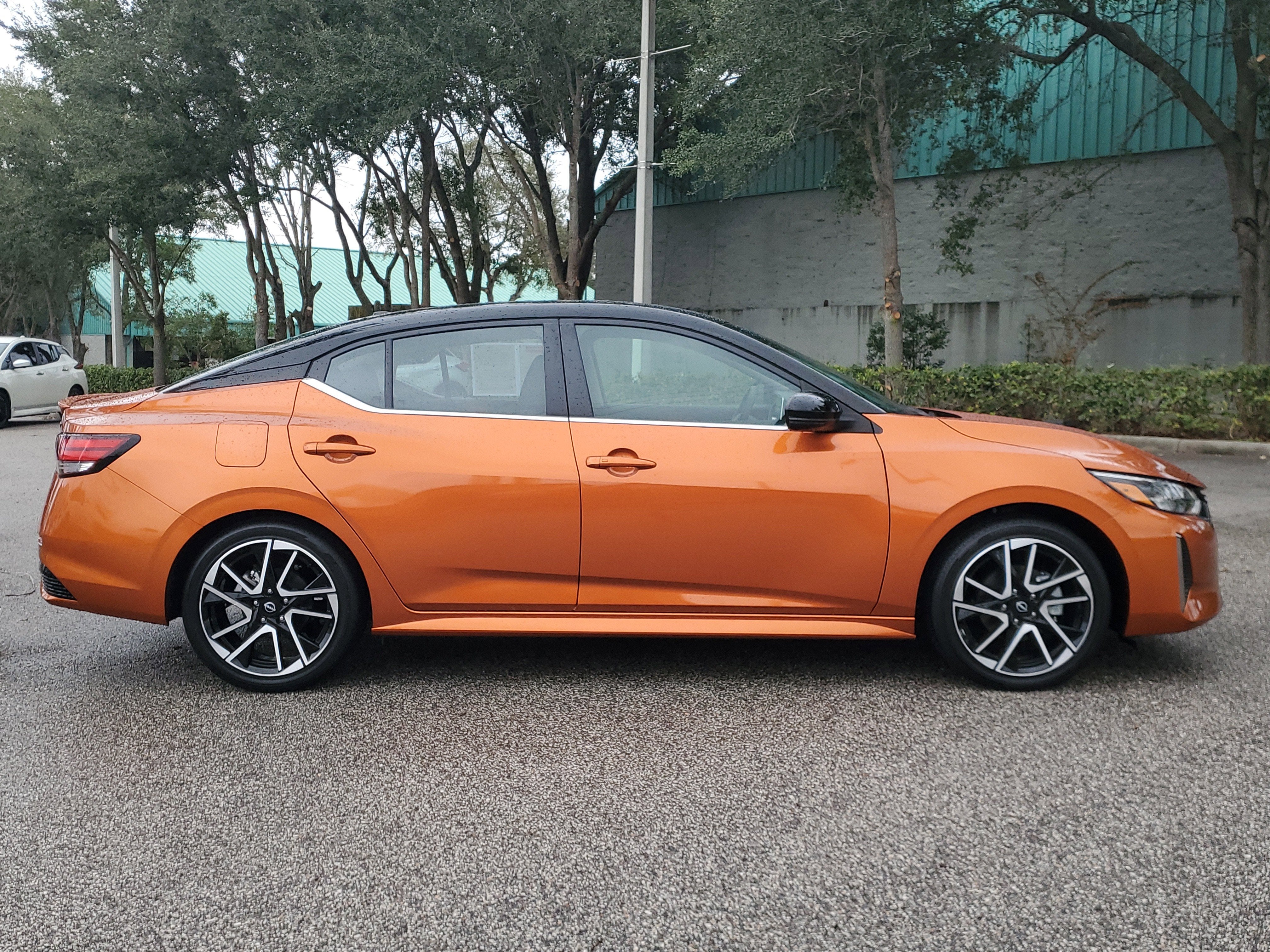 2025 Nissan Sentra SR