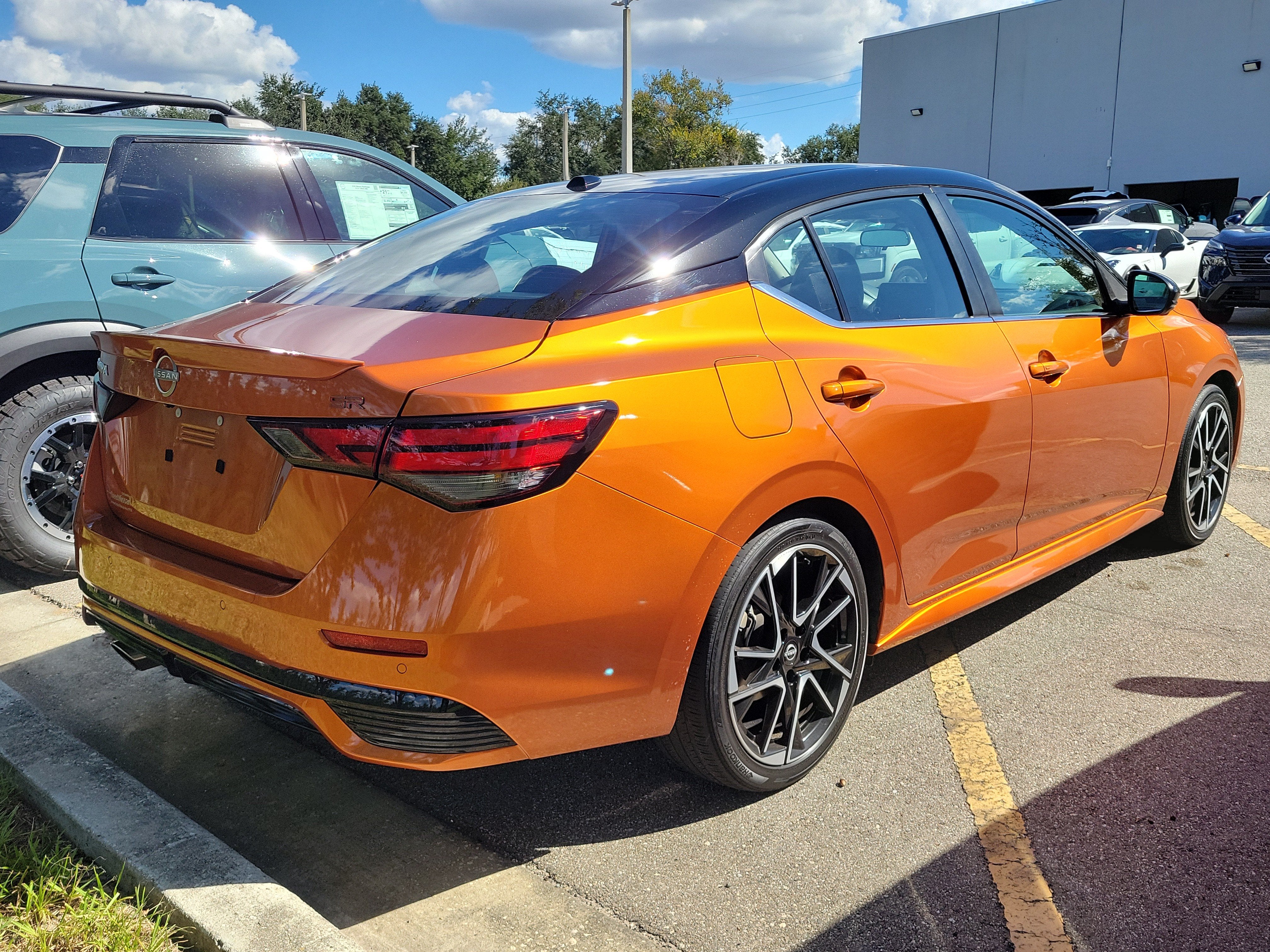 2025 Nissan Sentra SR