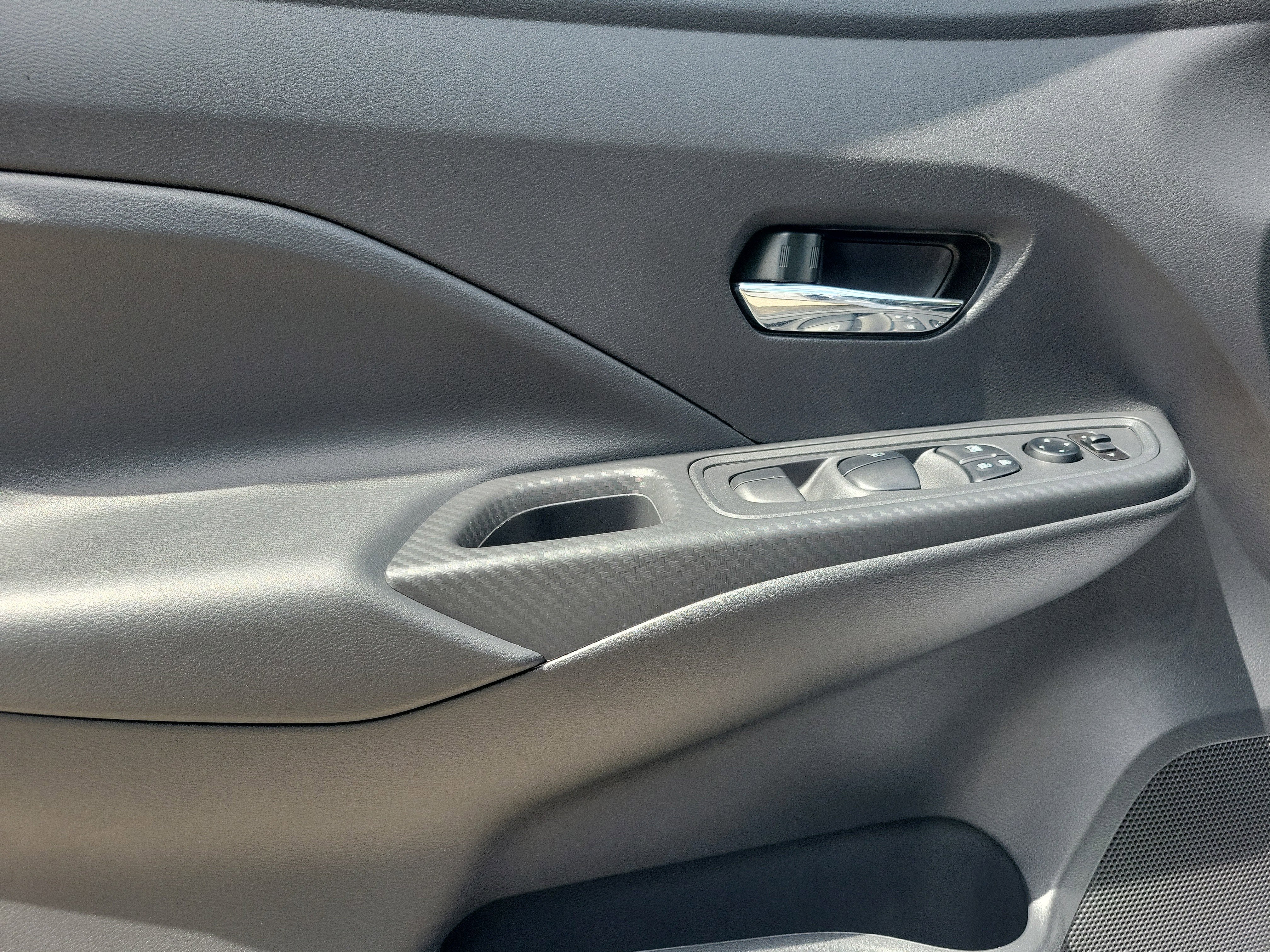 2024 Nissan Versa SV