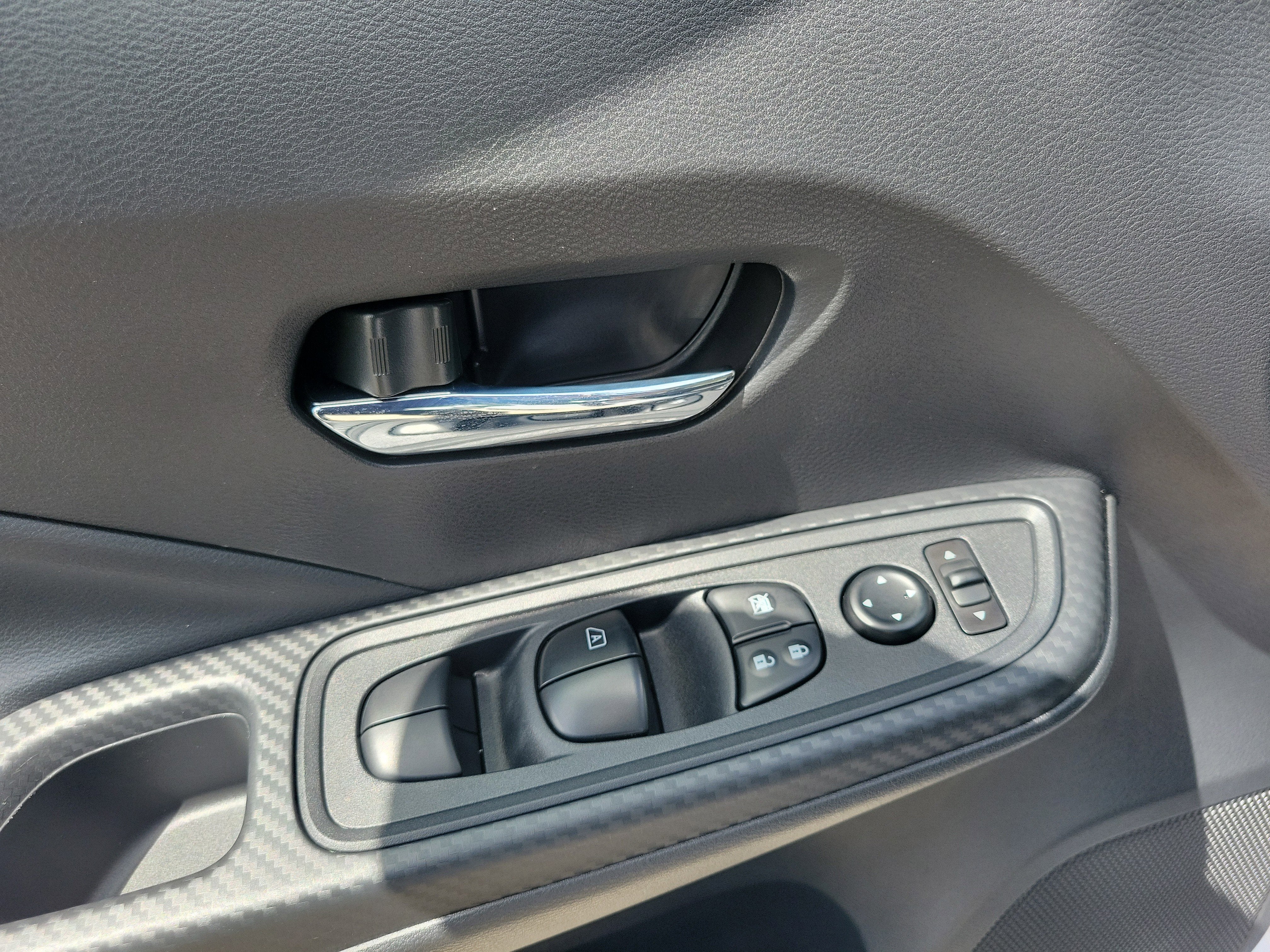 2024 Nissan Versa SV