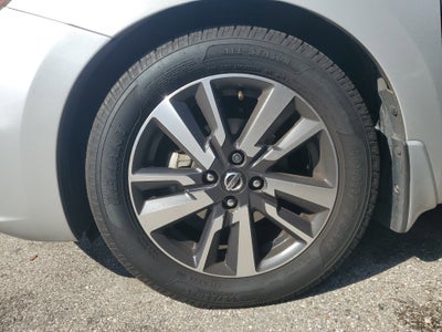 2020 Nissan Versa SV