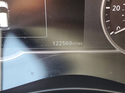 2019 Nissan Kicks SR