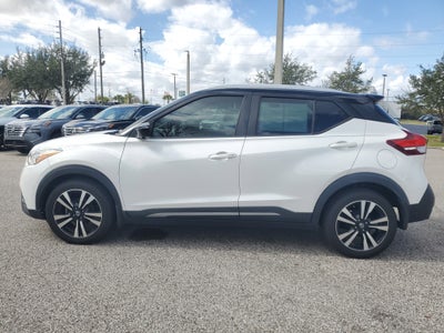 2019 Nissan Kicks SR
