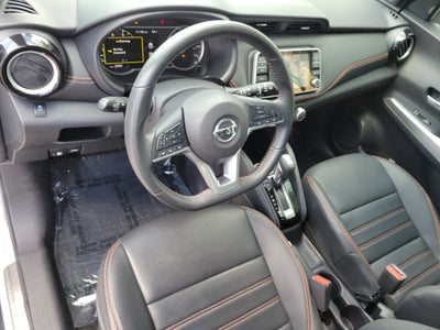 2019 Nissan Kicks SR