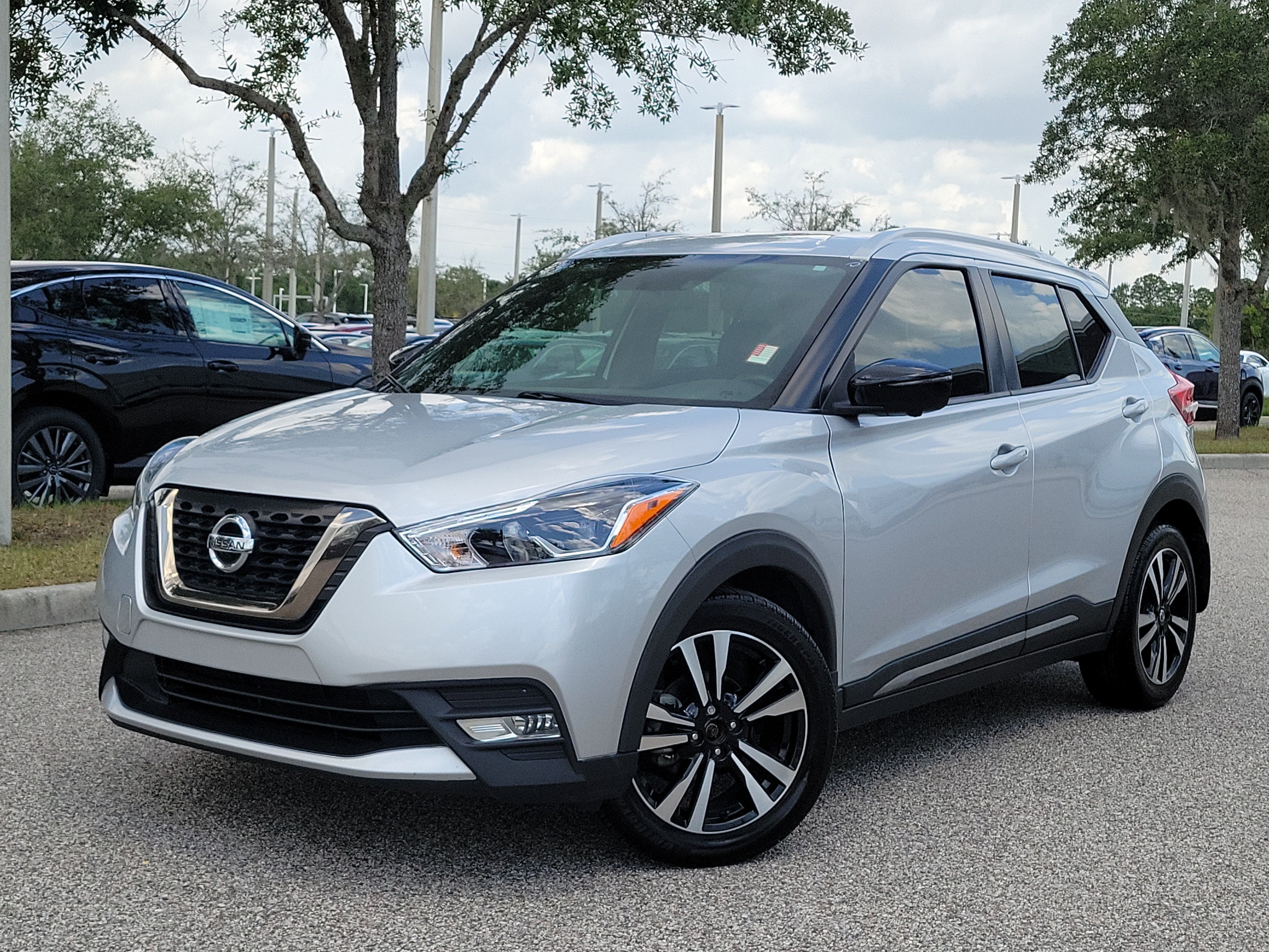 2019 Nissan Kicks SR