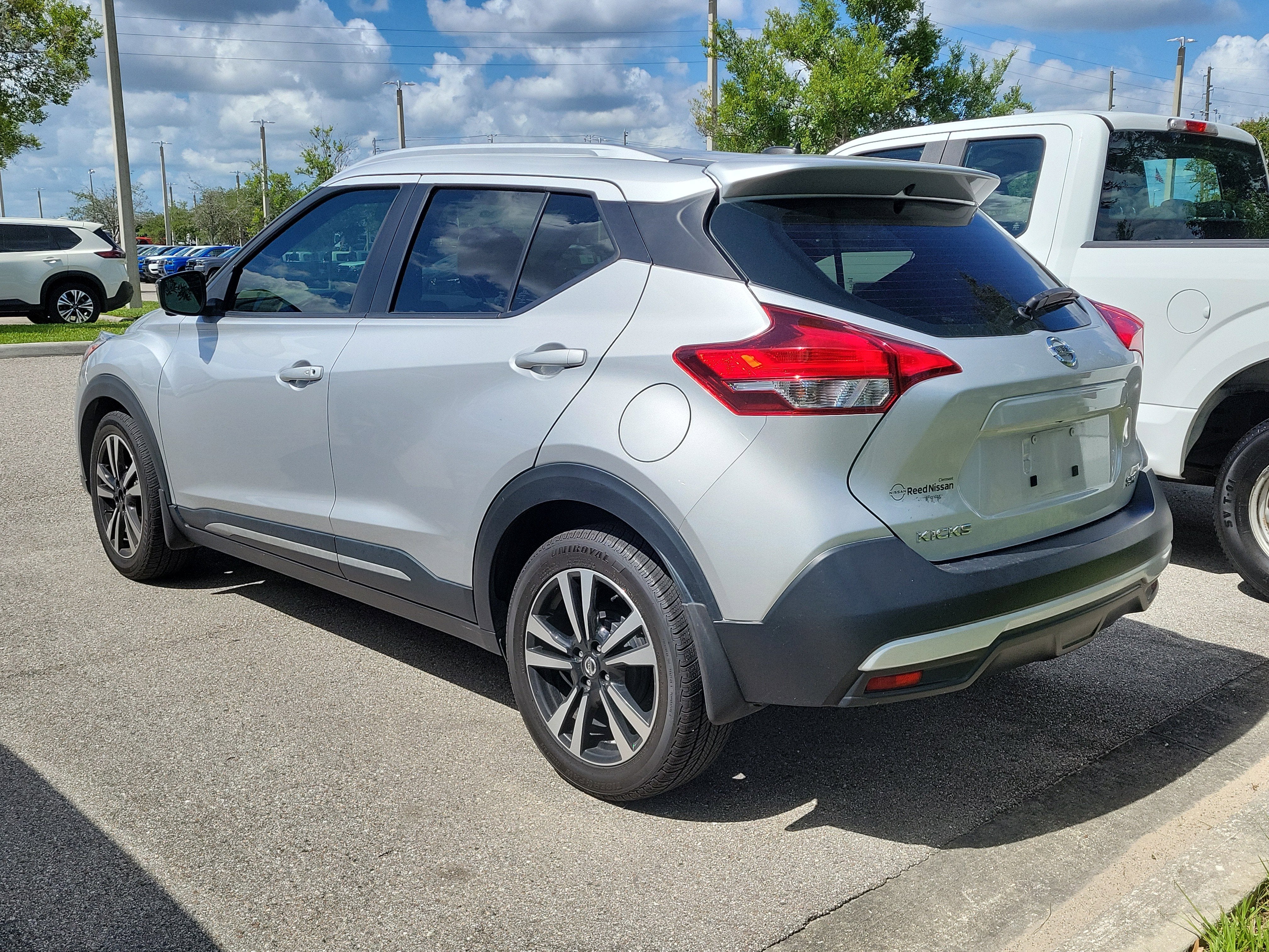 2019 Nissan Kicks SR