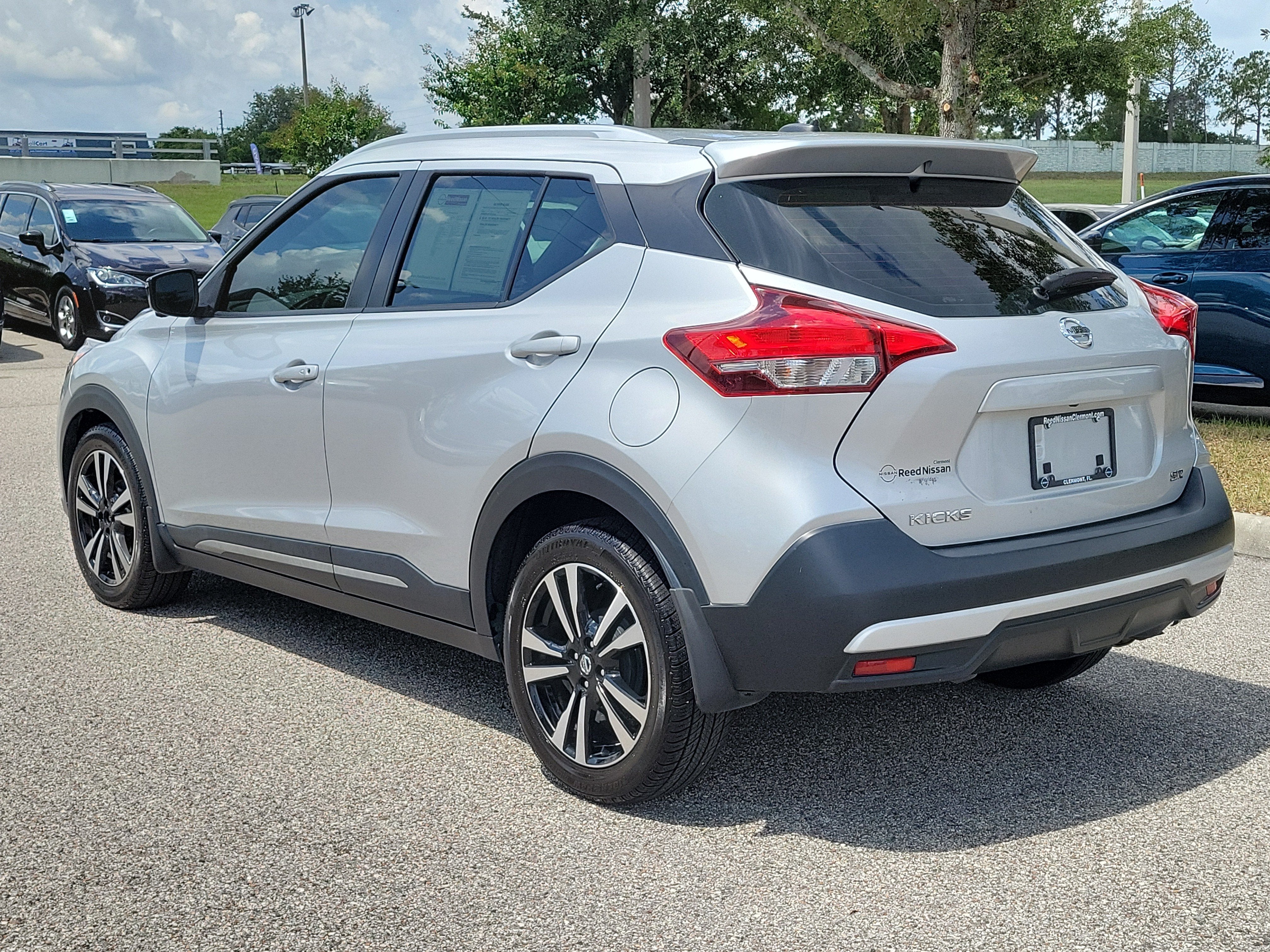 2019 Nissan Kicks SR
