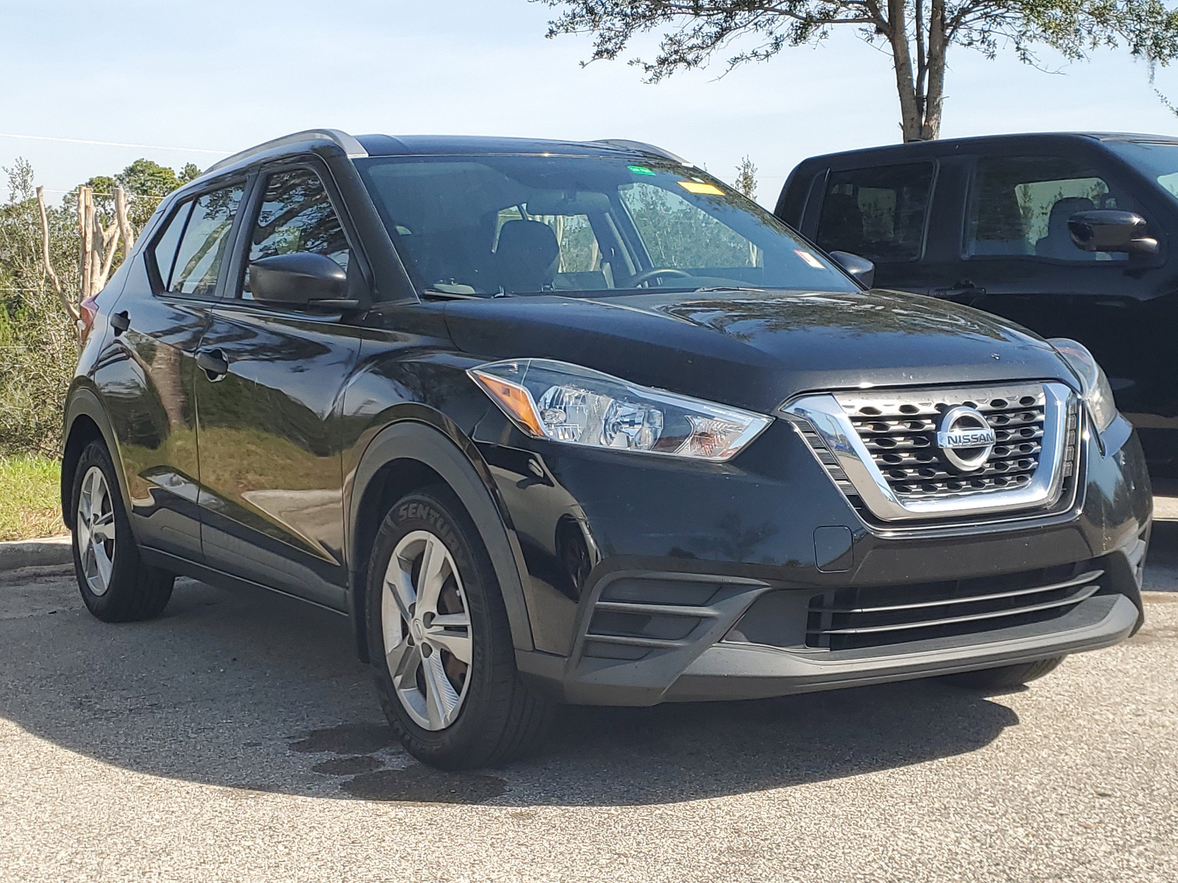 2019 Nissan Kicks S