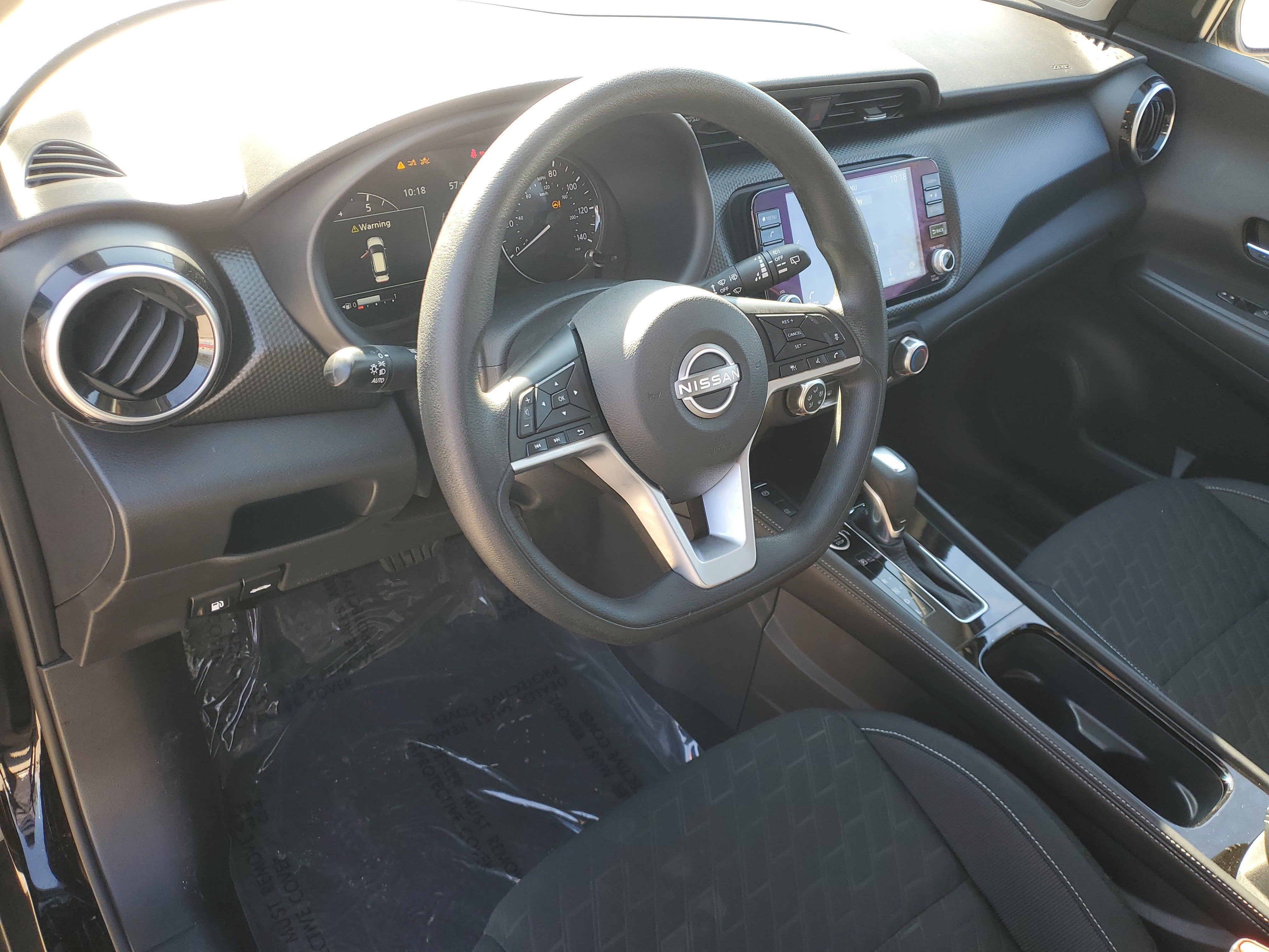 2023 Nissan Kicks SV