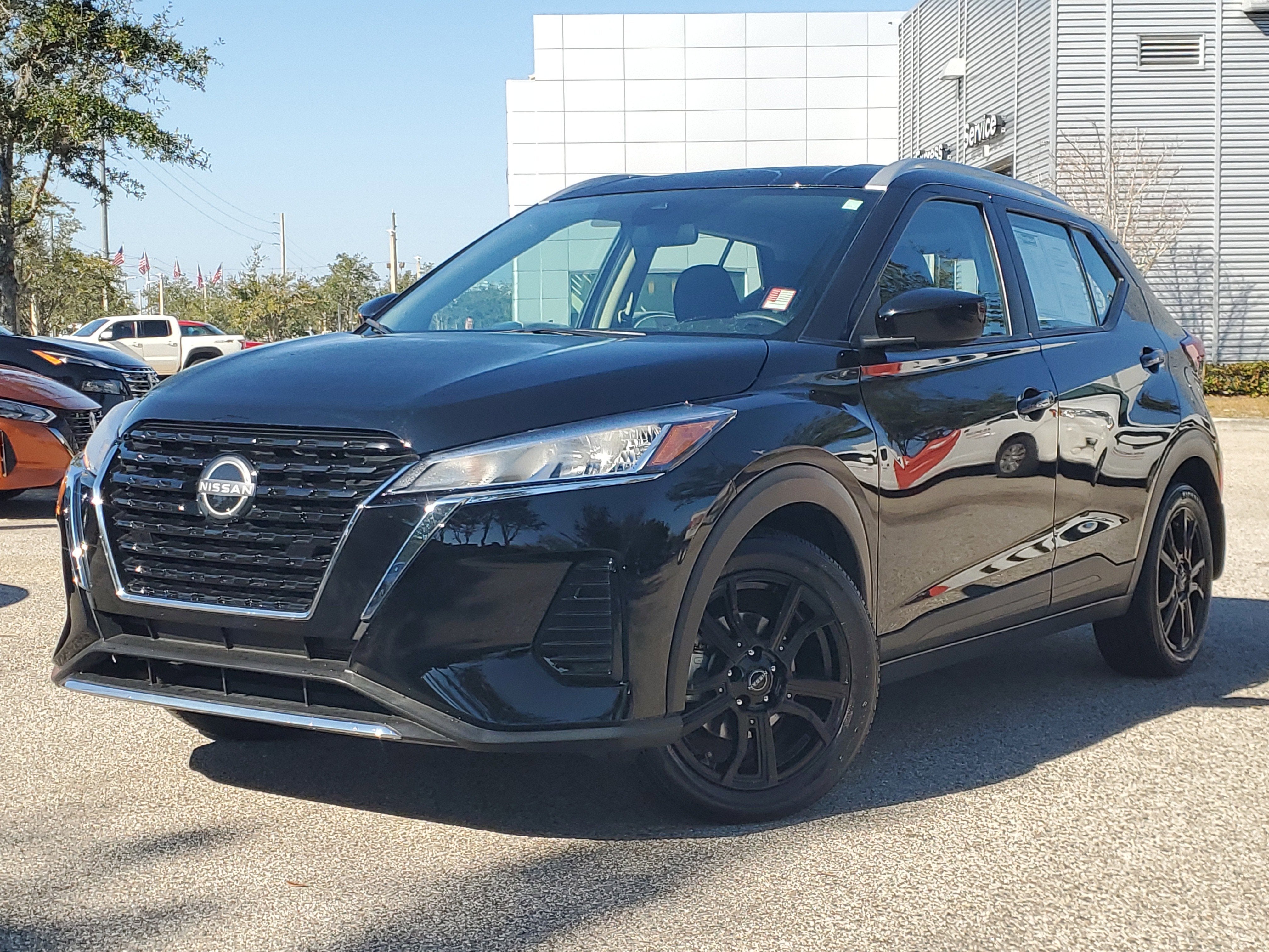 2023 Nissan Kicks SV