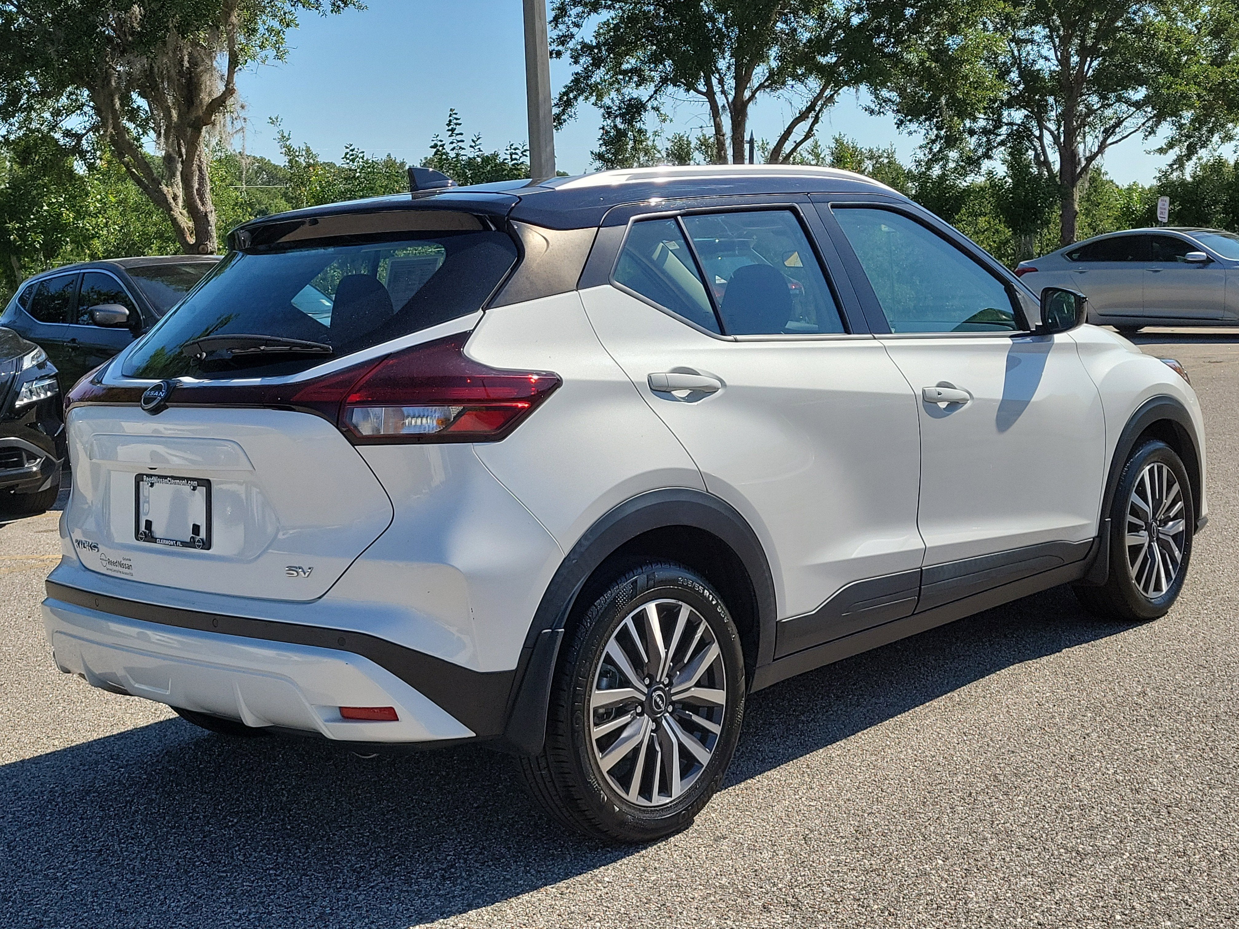 2023 Nissan Kicks SV