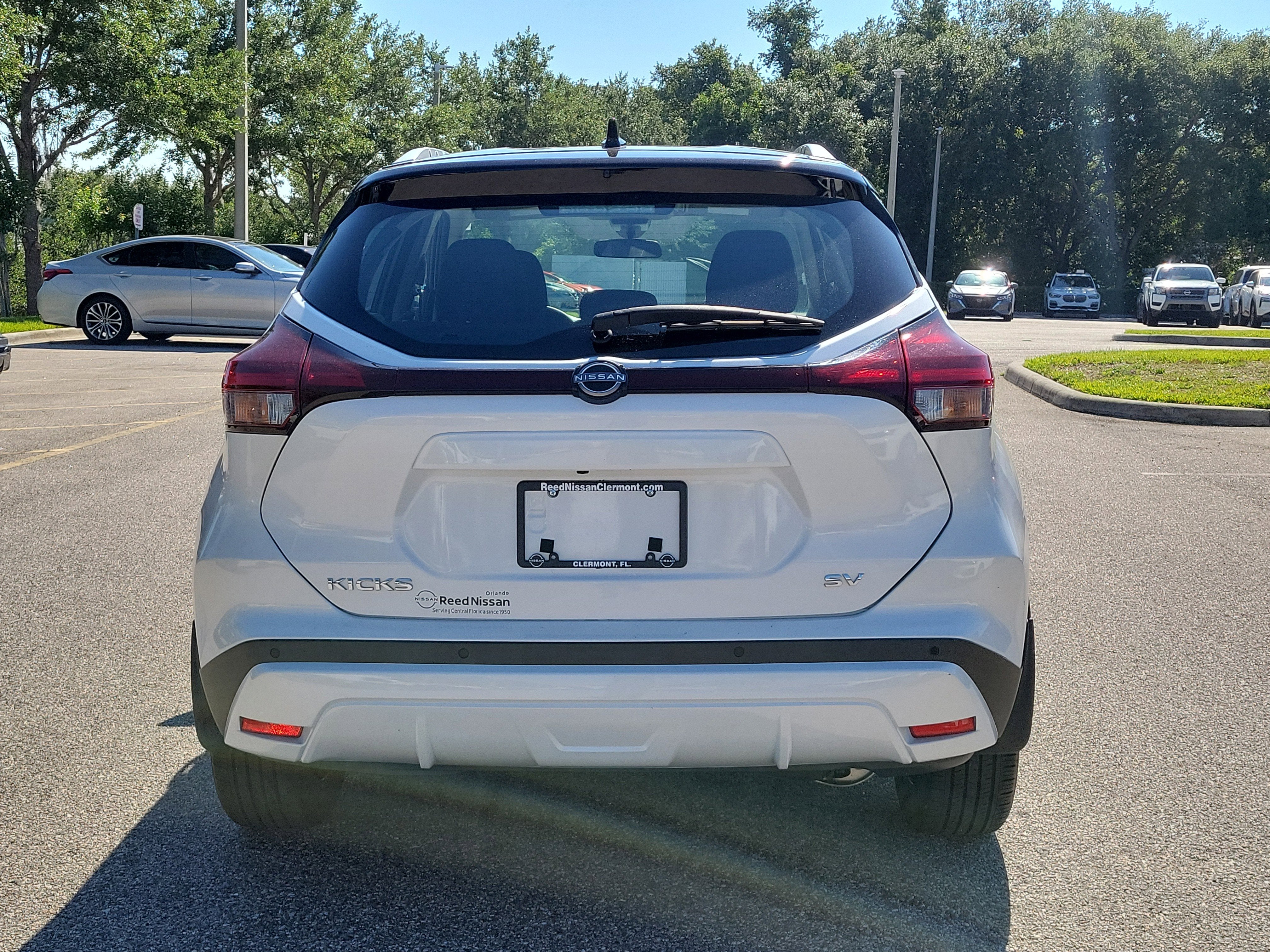 2023 Nissan Kicks SV