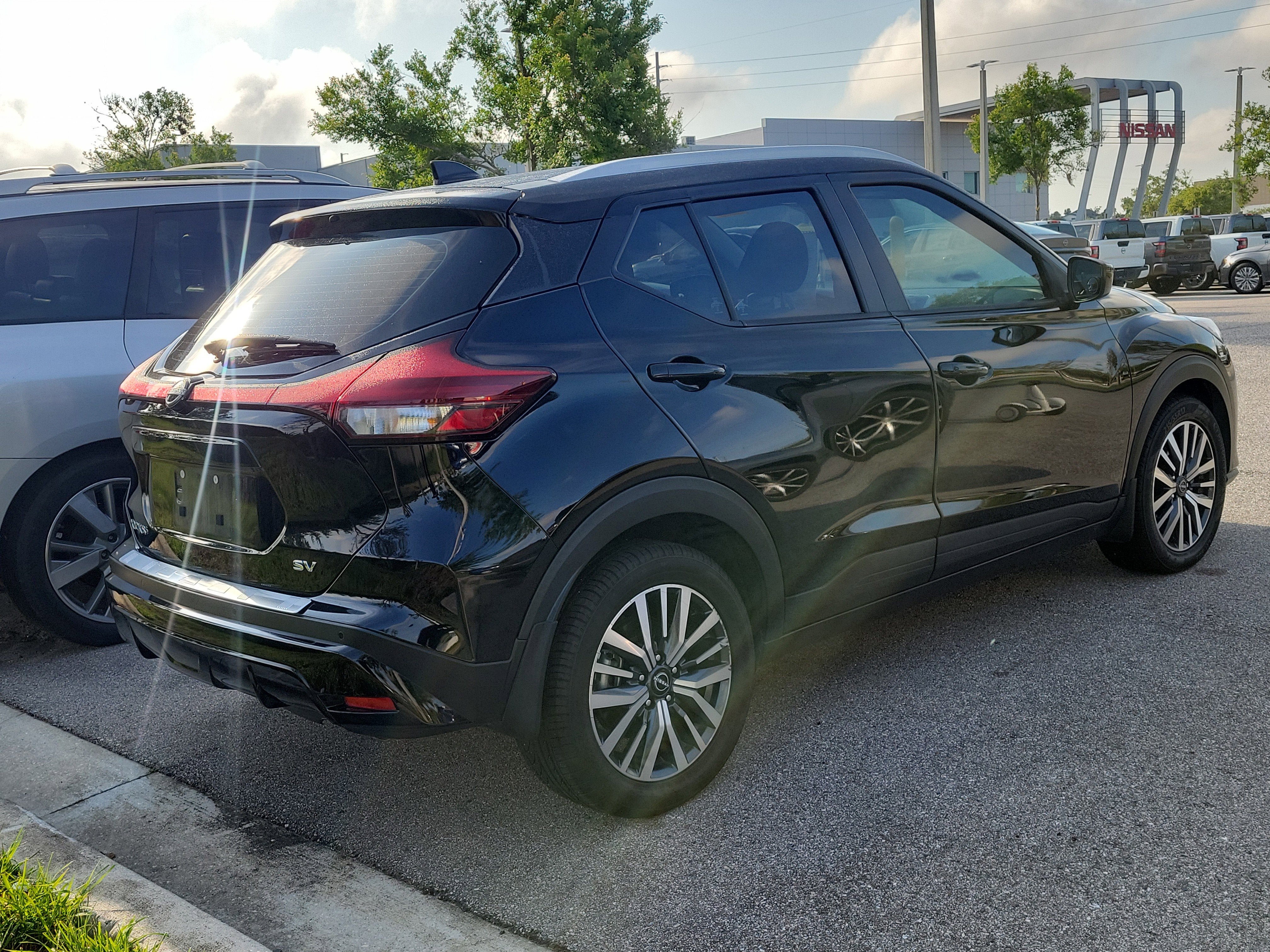 2023 Nissan Kicks SV