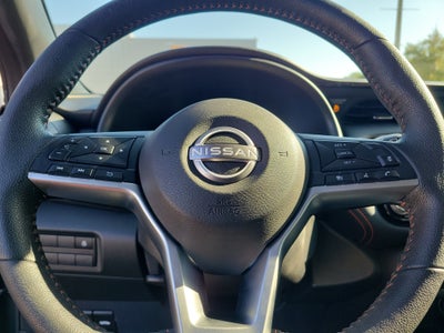 2022 Nissan Kicks SR