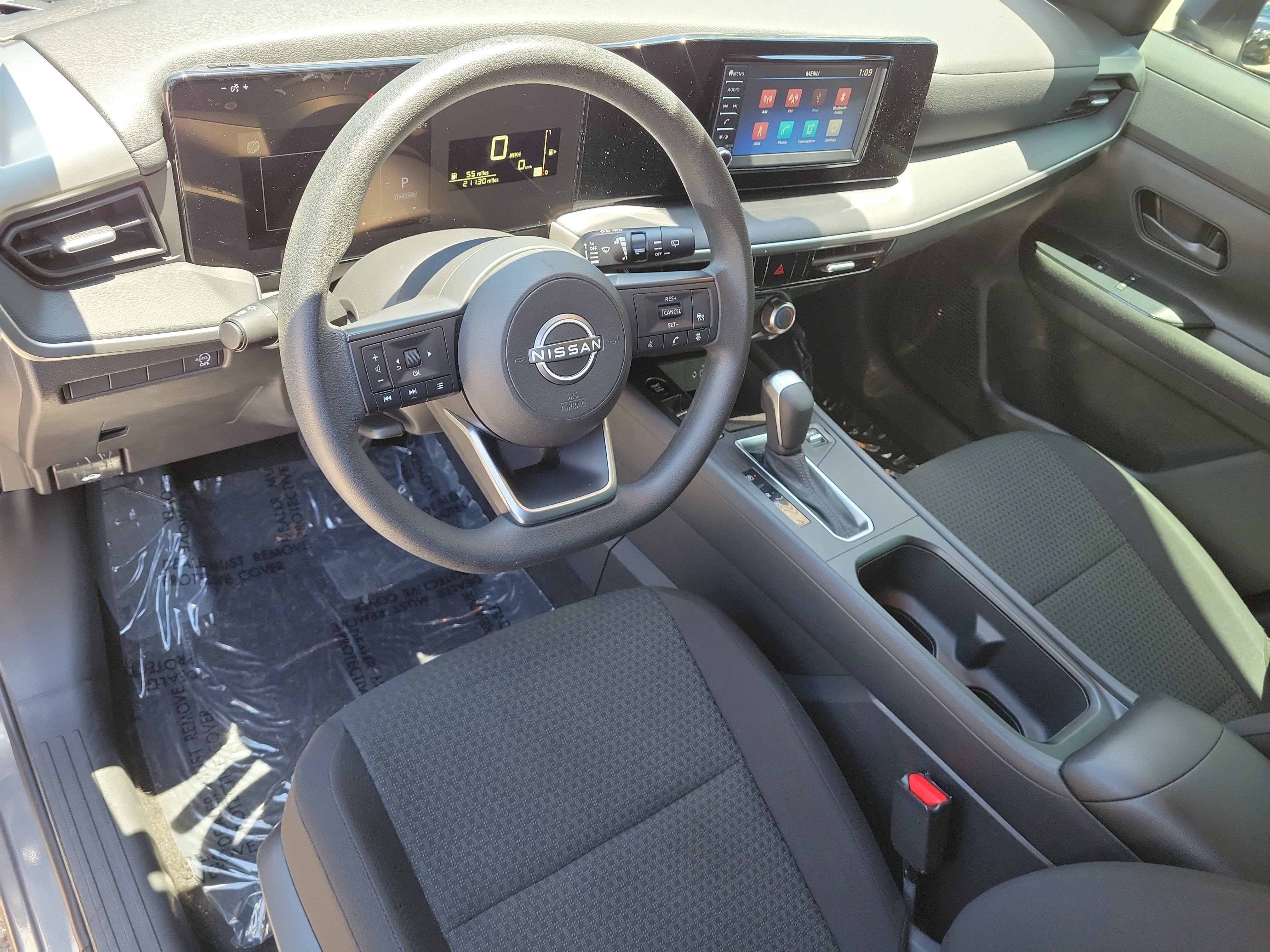 2025 Nissan Kicks S