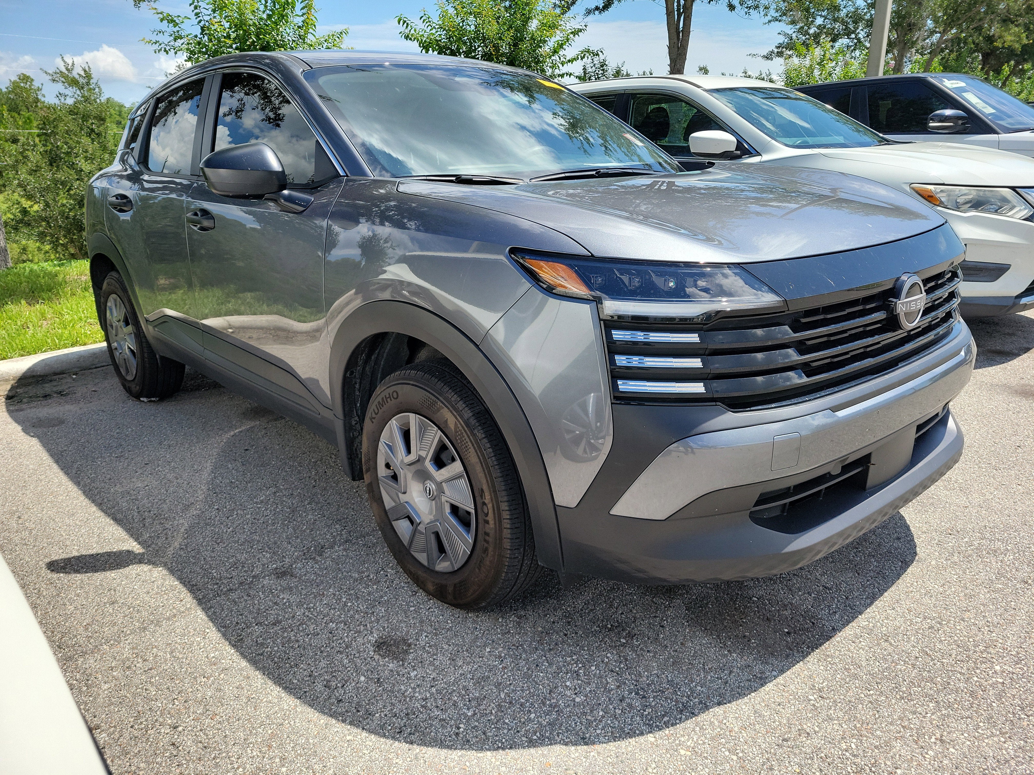 2025 Nissan Kicks S