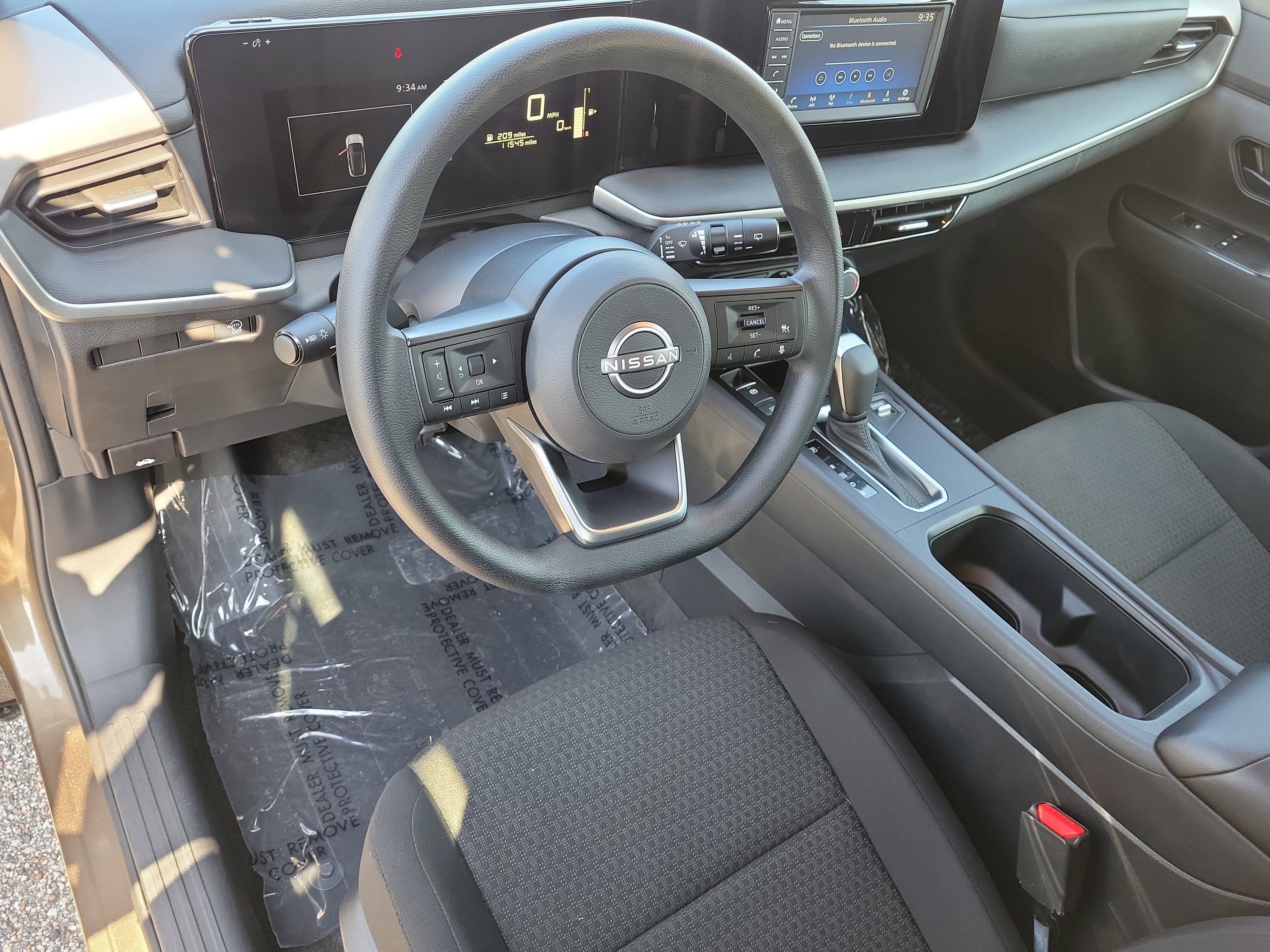 2025 Nissan Kicks S