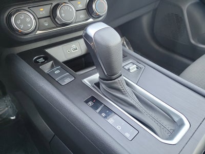 2025 Nissan Kicks S