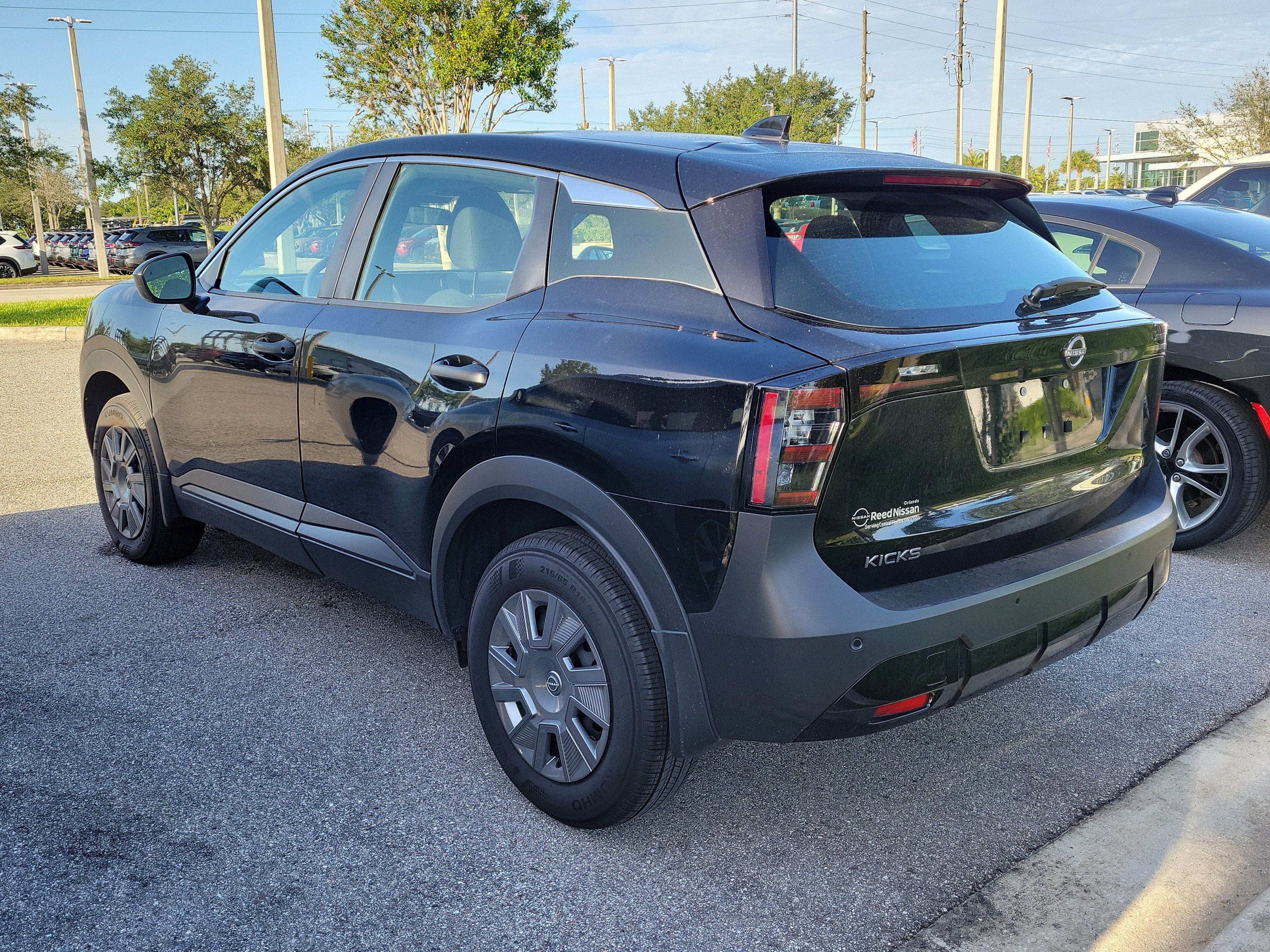 2025 Nissan Kicks S