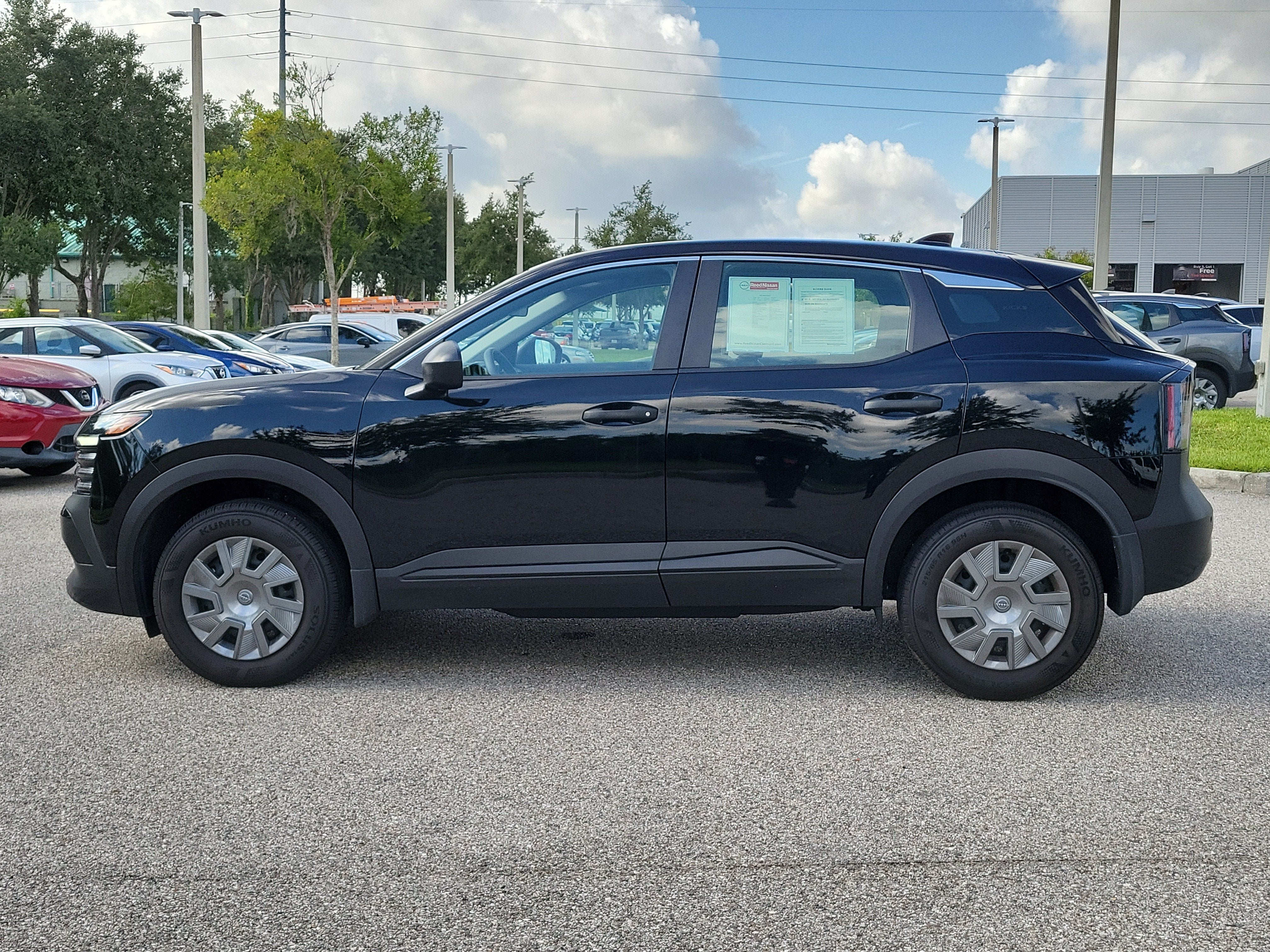 2025 Nissan Kicks S