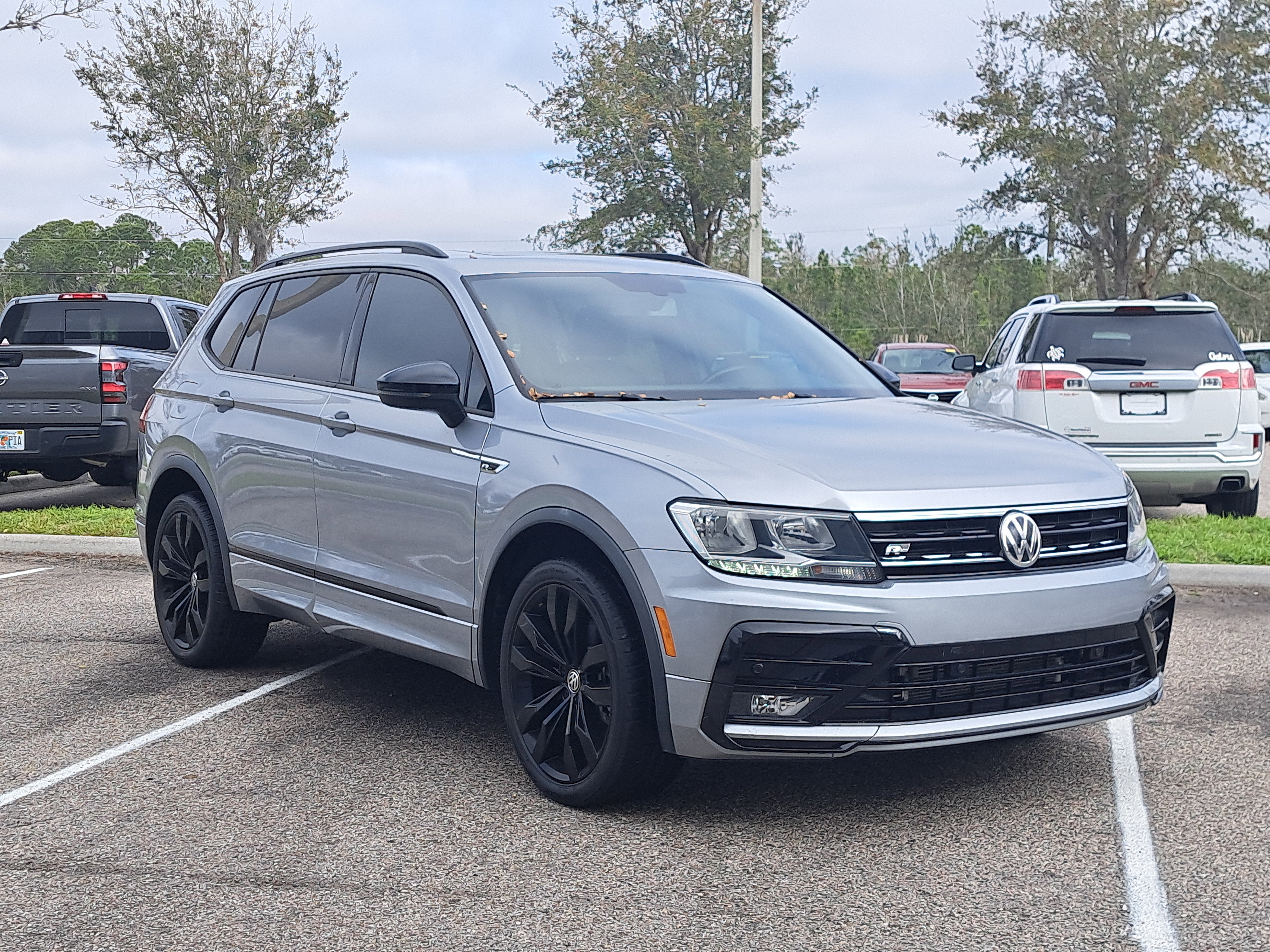 2021 Volkswagen Tiguan SE R-Line Black