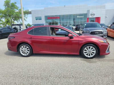 2022 Toyota Camry LE