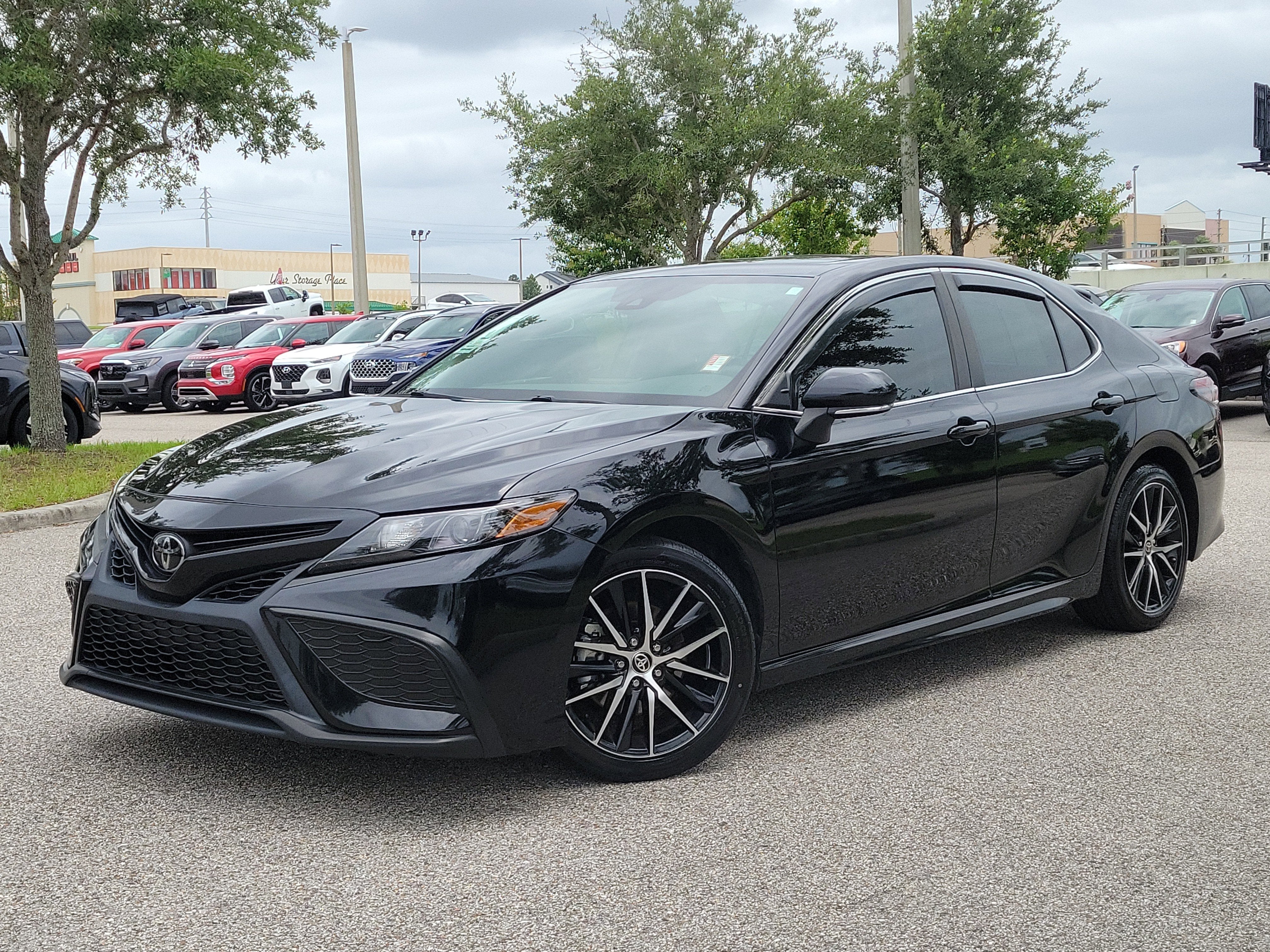 2024 Toyota Camry SE