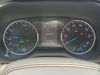 2022 Toyota RAV4 Hybrid XLE