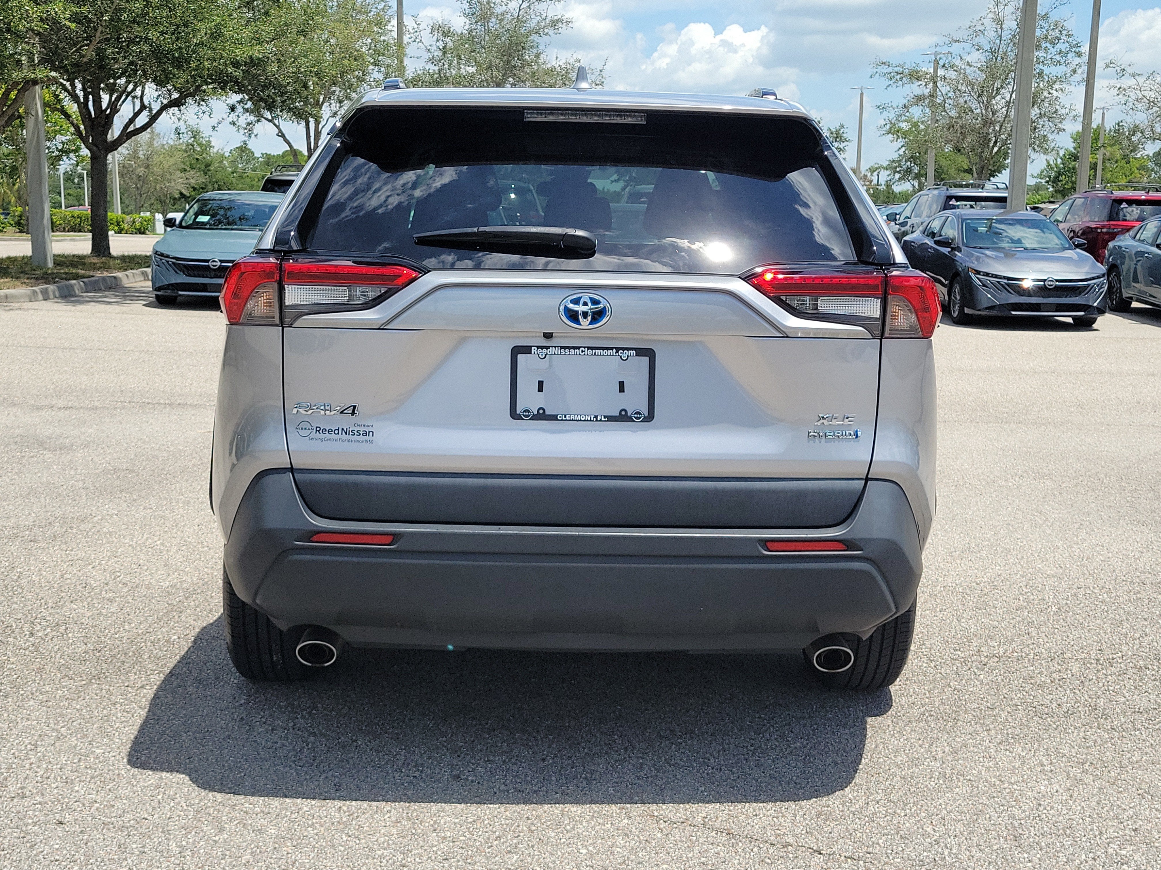 2022 Toyota RAV4 Hybrid XLE