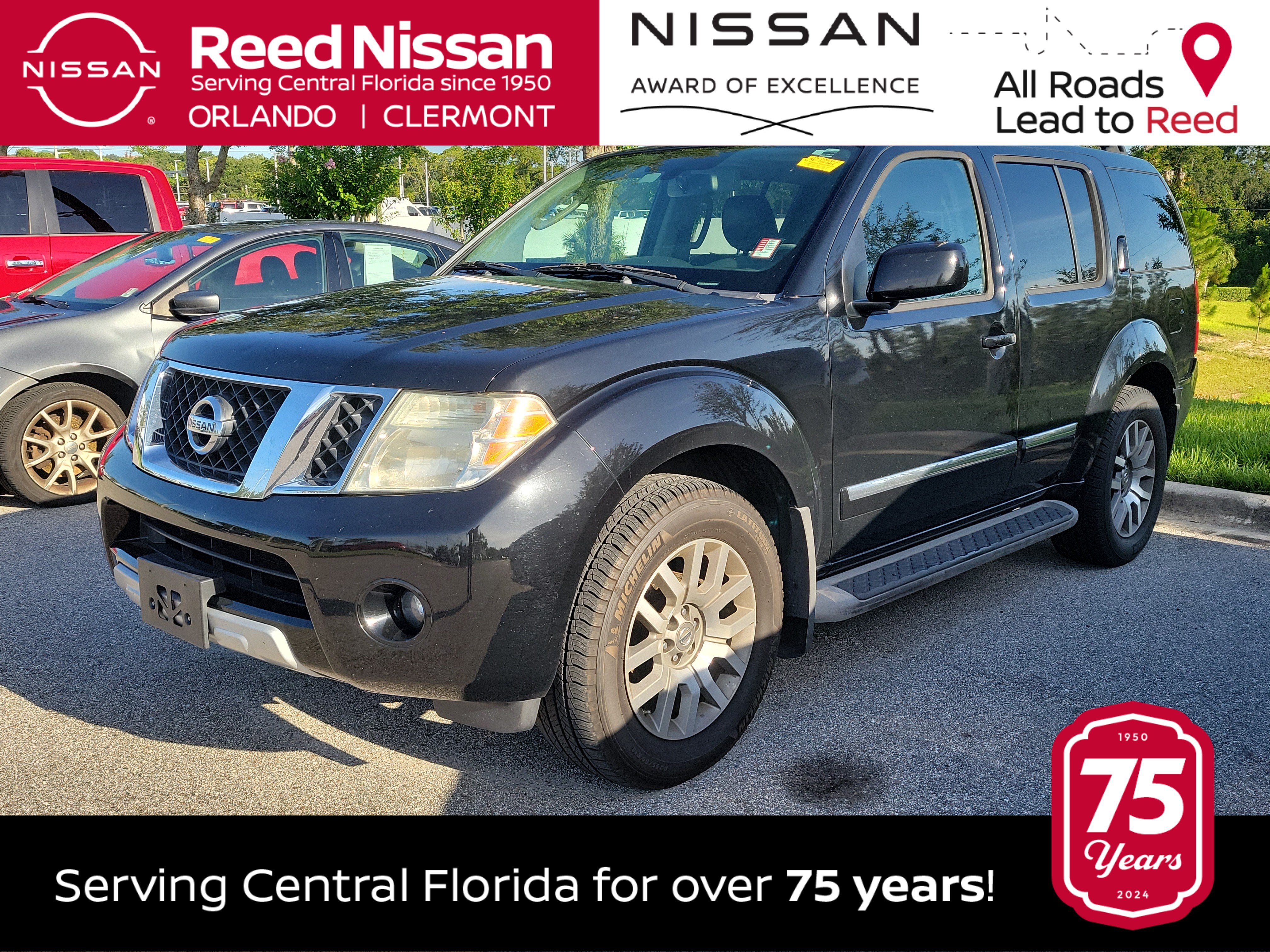 2012 Nissan Pathfinder LE